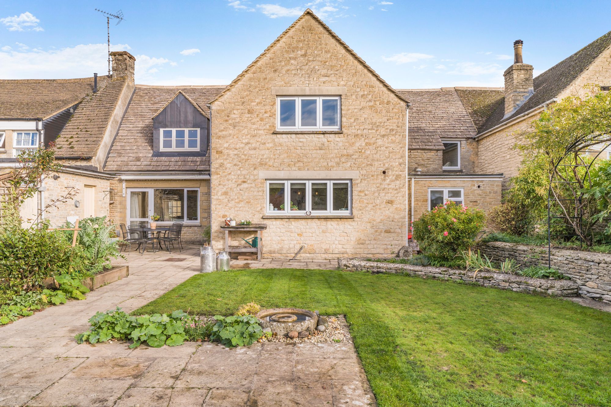 4 bed mid-terraced house for sale in Ballantrae, Back Lane, Fairford, GL7  - Property Image 1