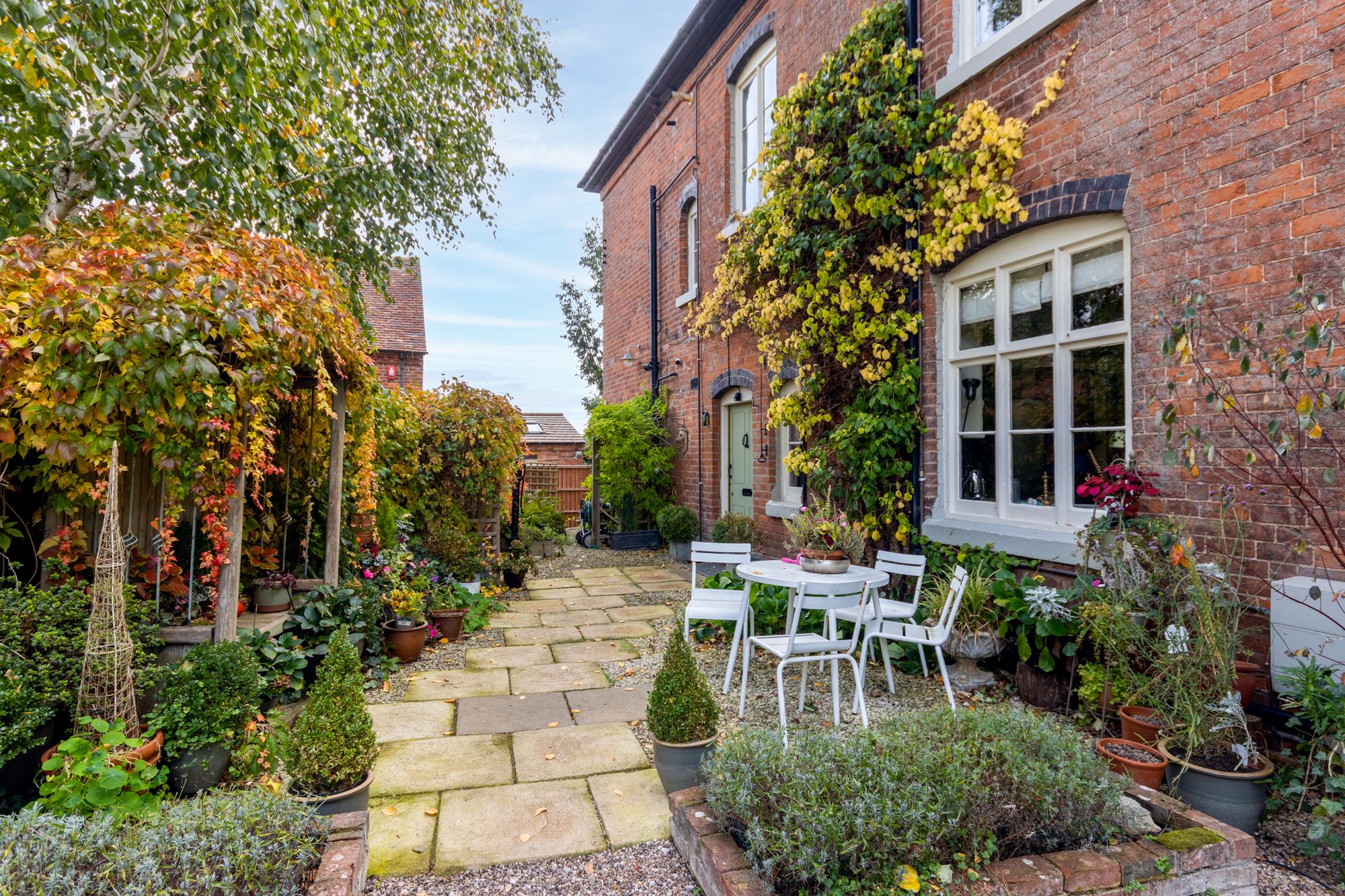 6 bed detached house for sale in Stoke Pound Lane, Stoke Prior, B60 27