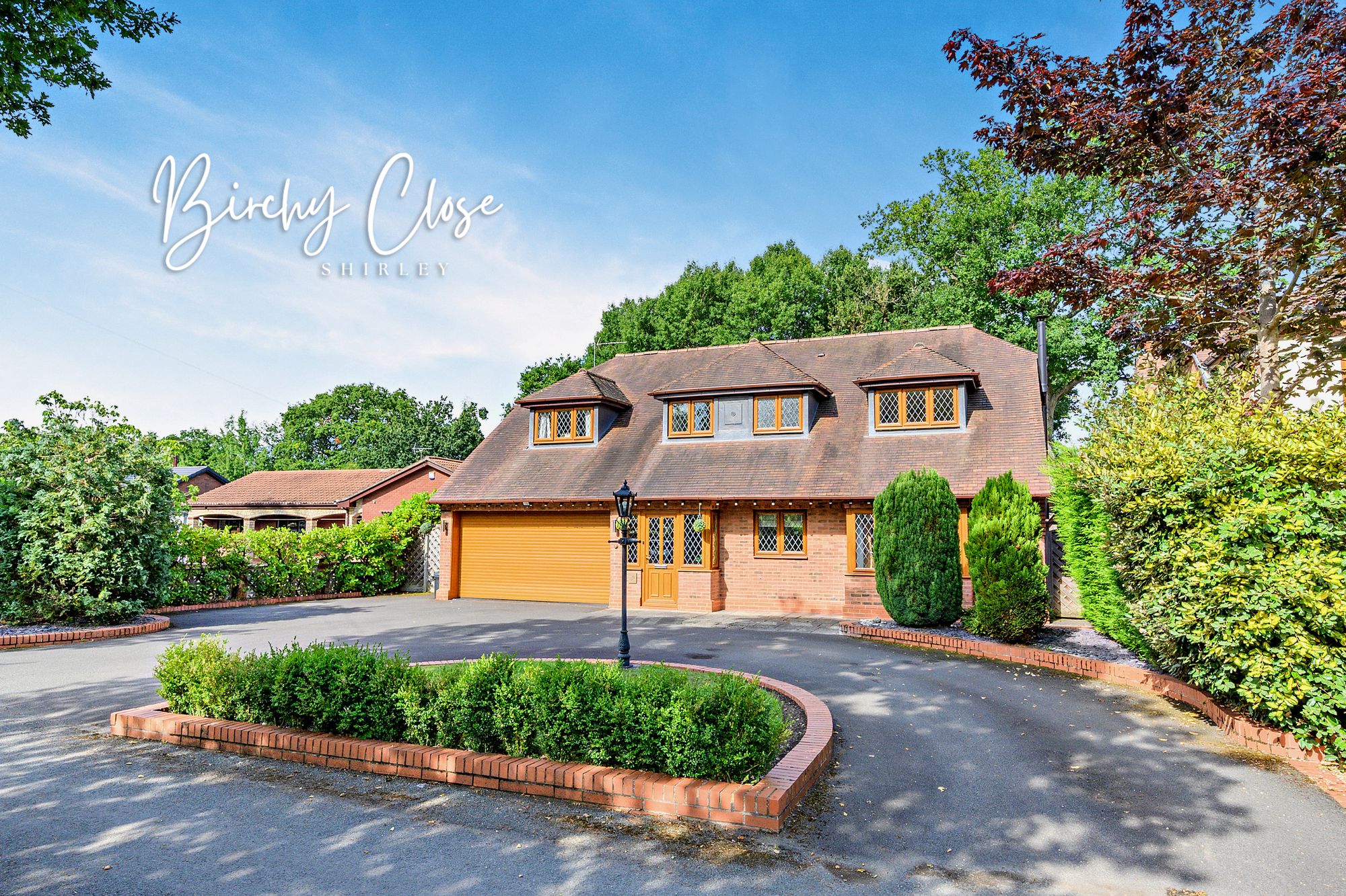 4 bed detached house for sale in Birchy Close, Solihull, B90