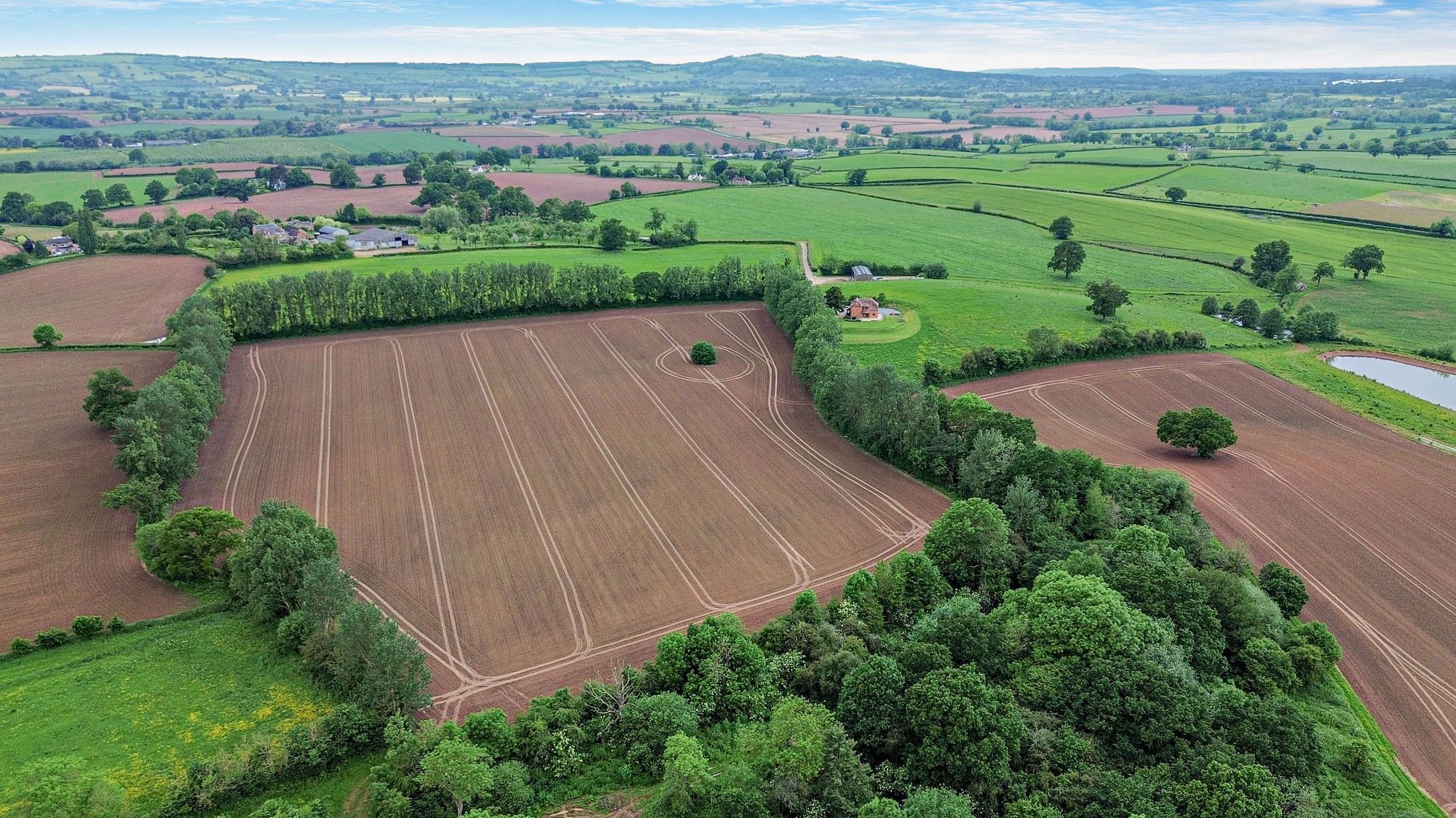 4 bed for sale in Leddington, Ledbury  - Property Image 2