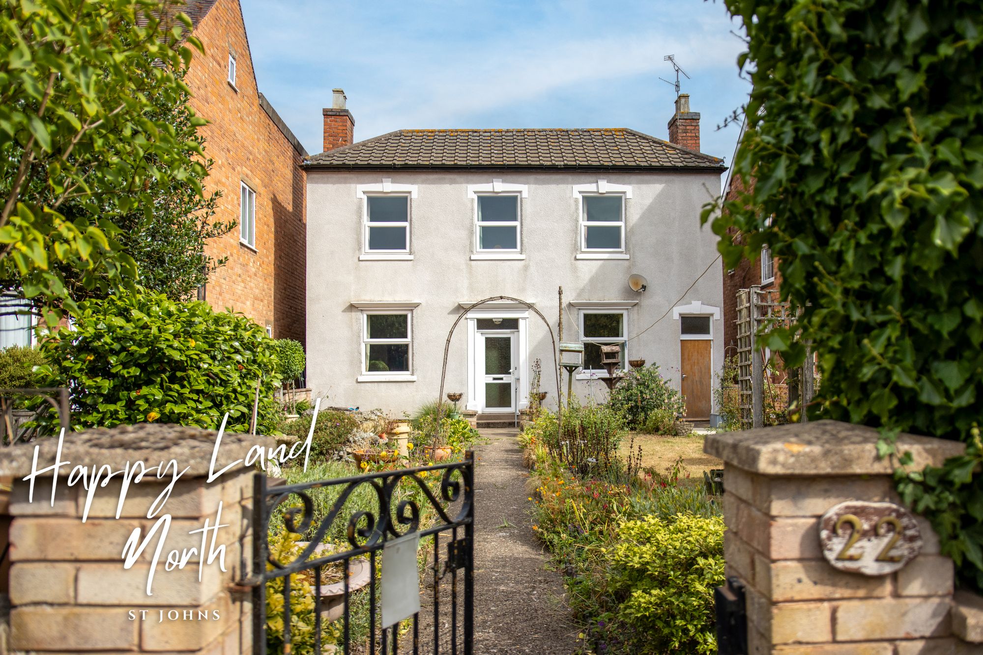 3 bed detached house for sale in Happy Land North, Worcester, WR2