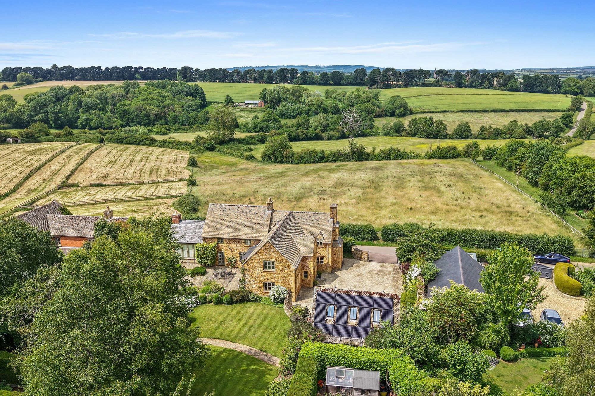 5 bed detached house for sale in Barton-On-The-Heath, Moreton-In-Marsh  - Property Image 45