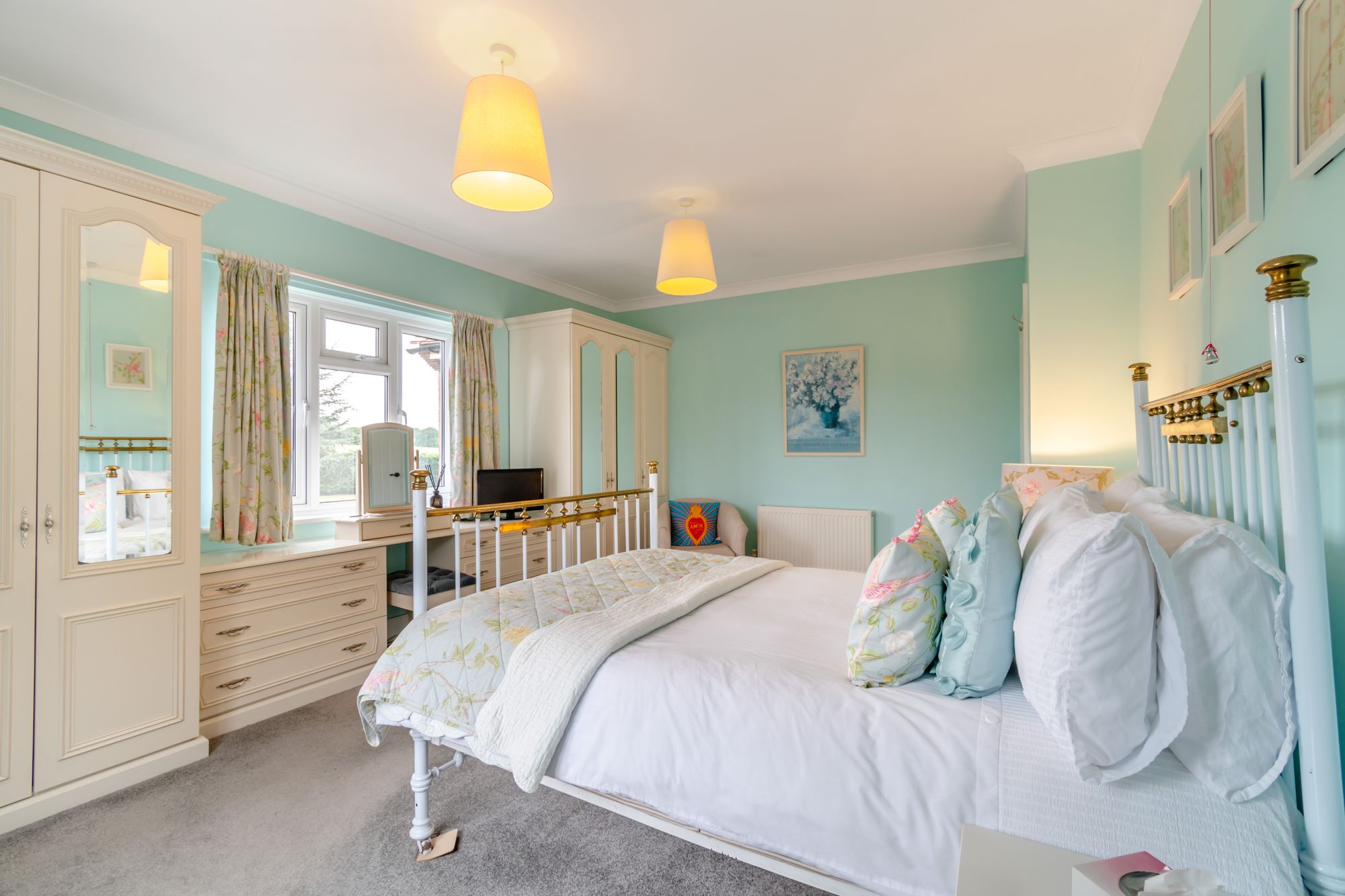 5 bed detached house for sale in Tenbury Road, Clows Top, DY14 15