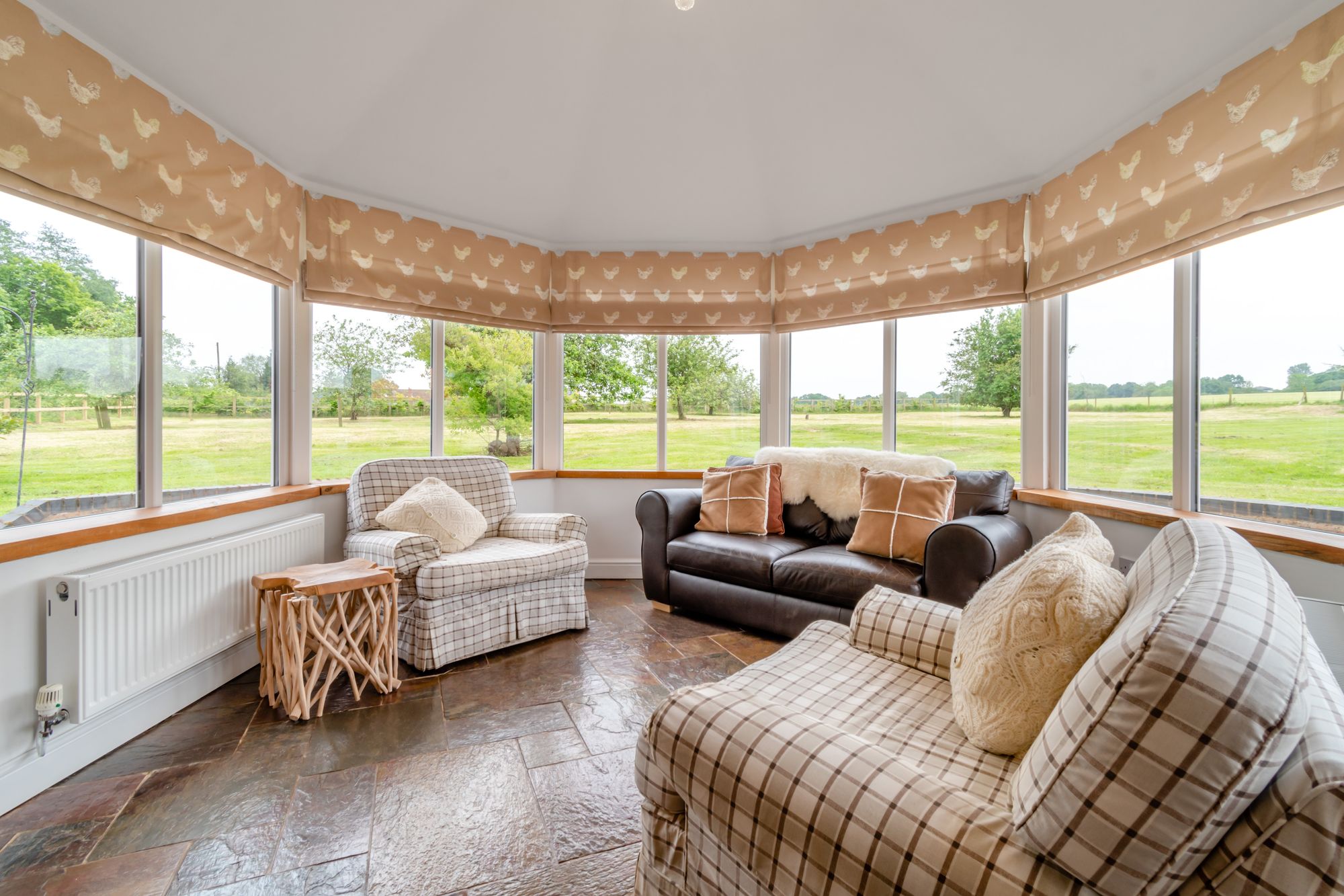 5 bed detached house for sale in Tenbury Road, Clows Top, DY14 8