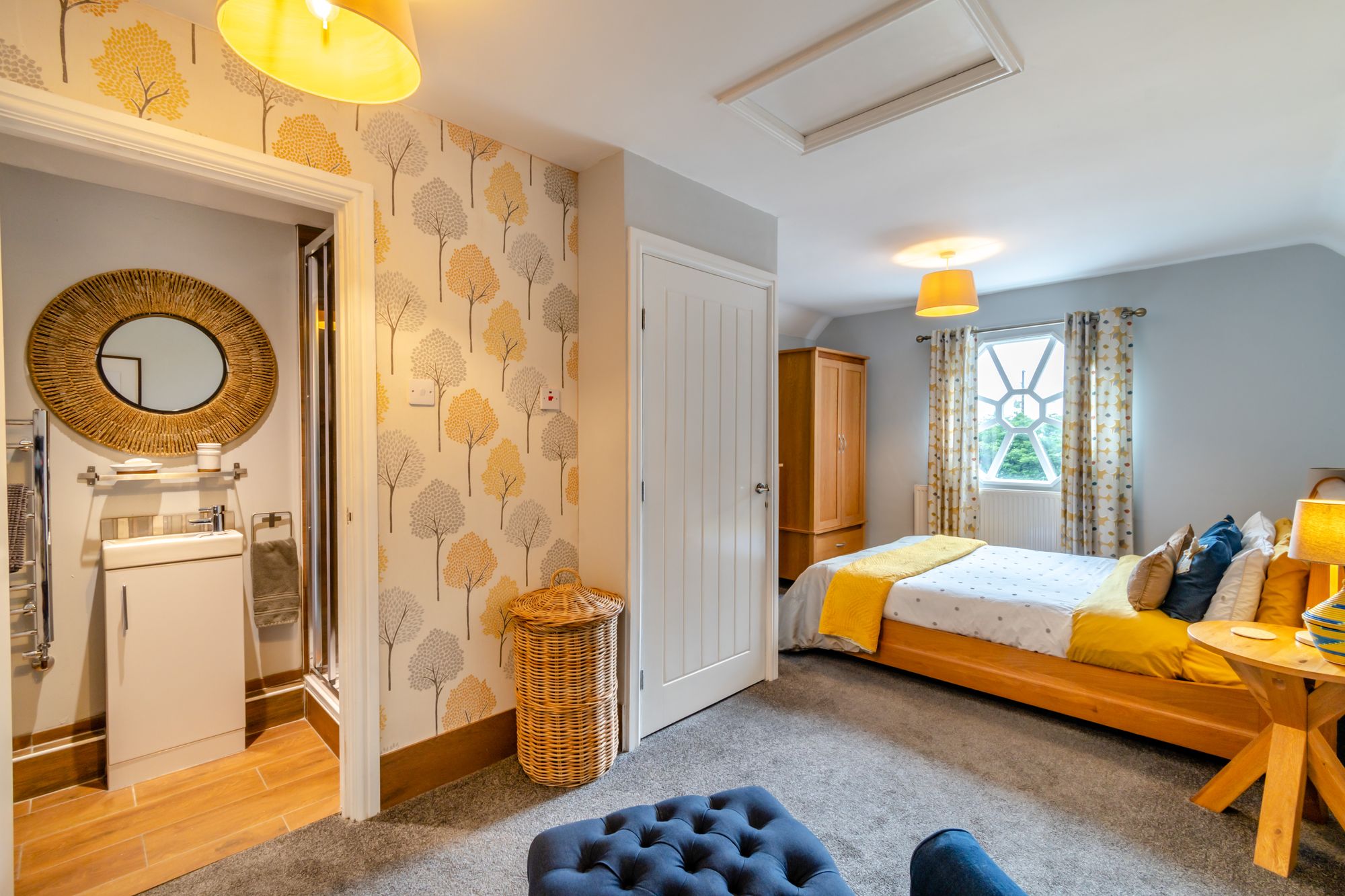 5 bed detached house for sale in Tenbury Road, Clows Top, DY14 22