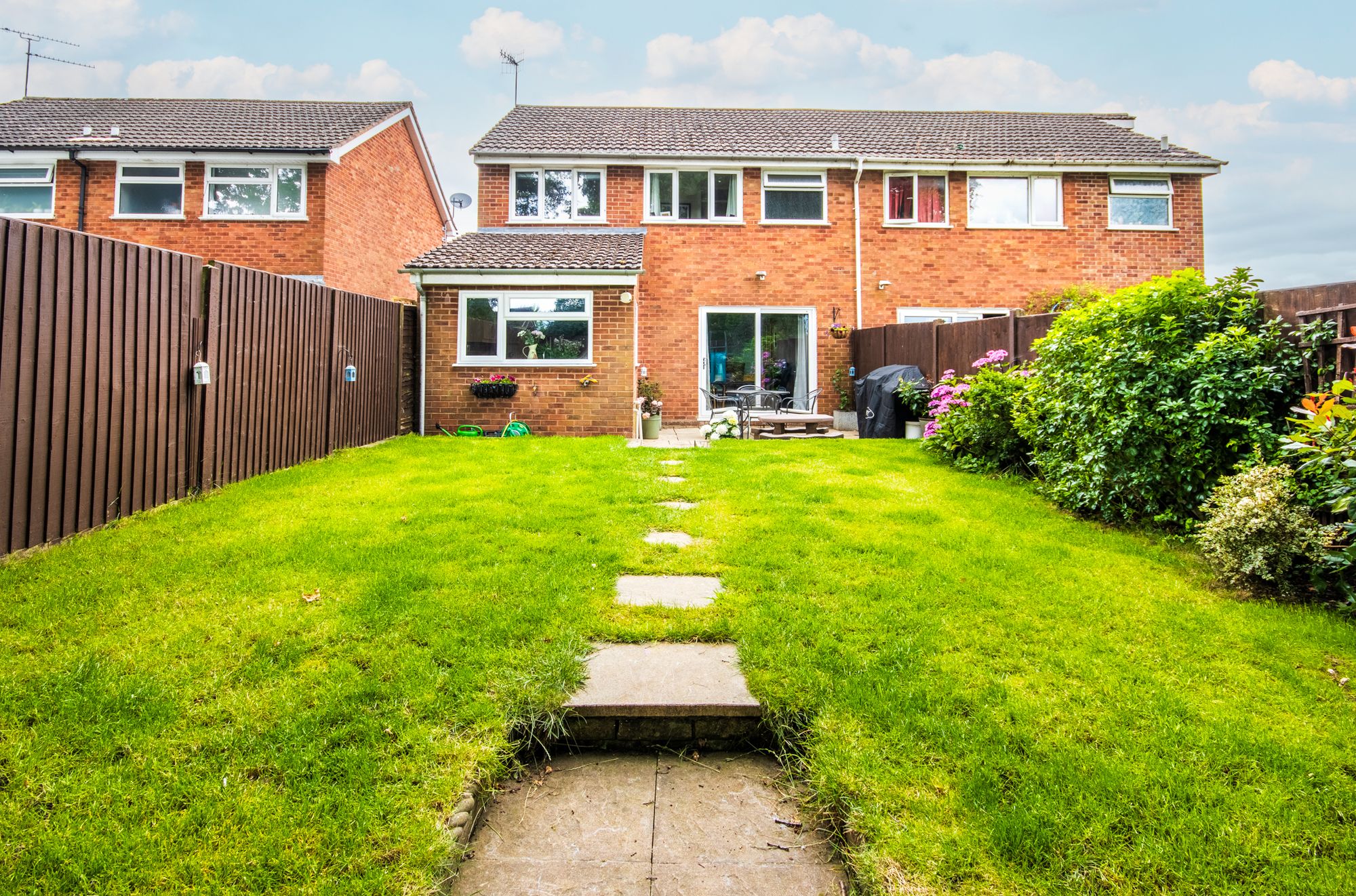 4 bed semi-detached house for sale in Jacomb Close, Lower Broadheath, WR2 16