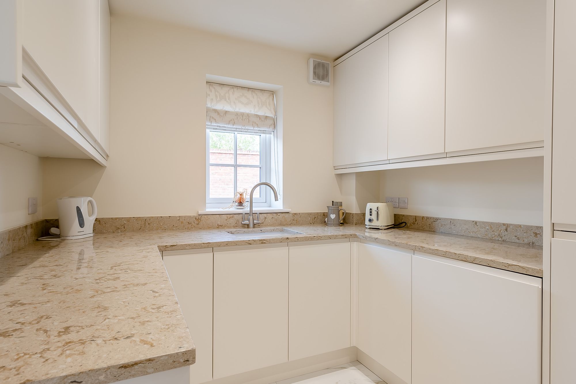 4 bed detached house for sale in Stanford Bridge, Worcester  - Property Image 13