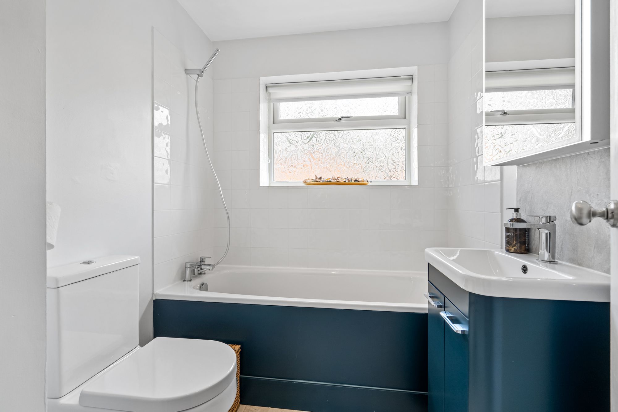 4 bed detached house for sale in Sutton Lane, Lower Brailes, OX15 16