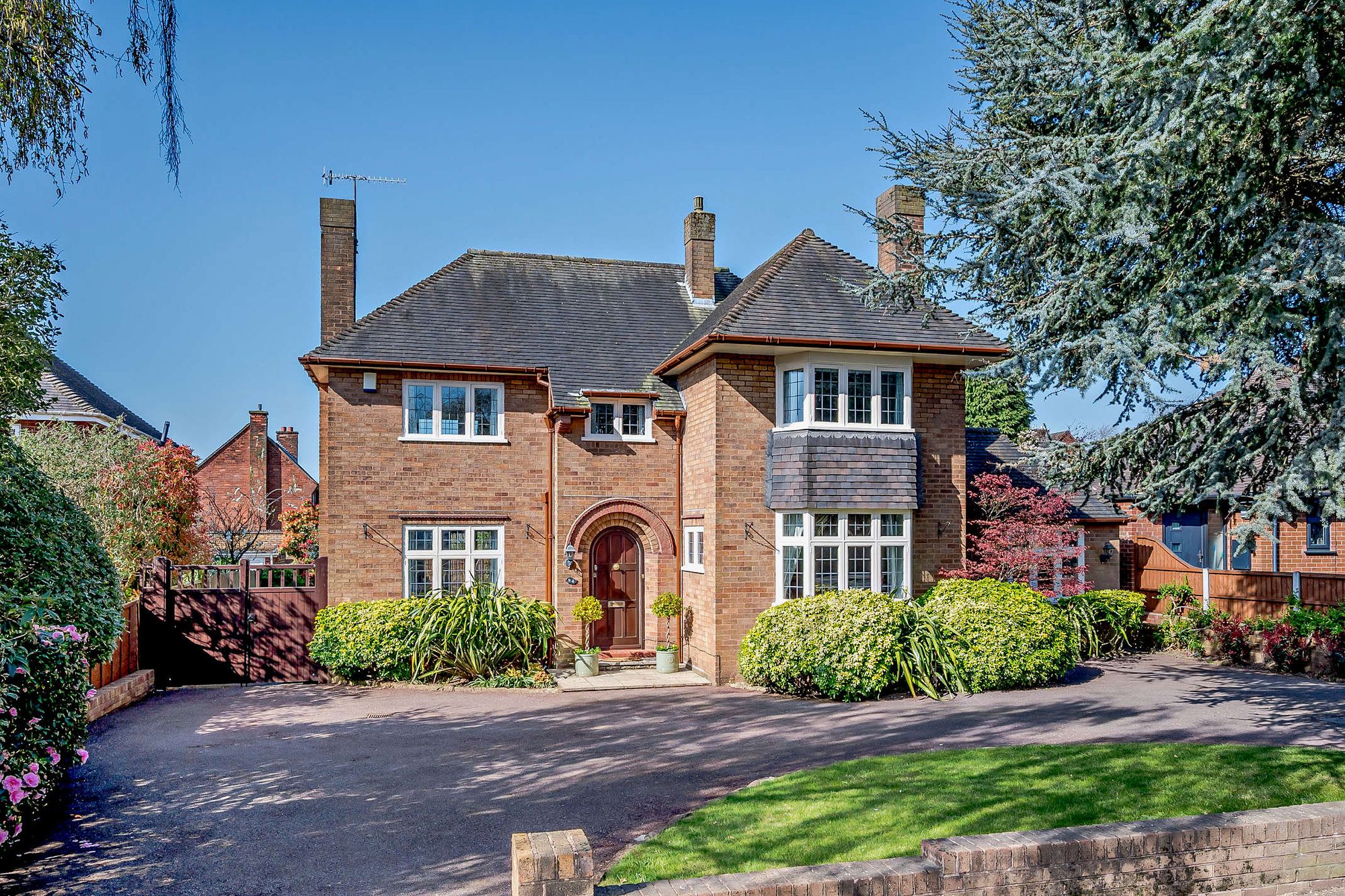 3 bed detached house for sale in Walker Avenue, Stourbridge, DY9 32