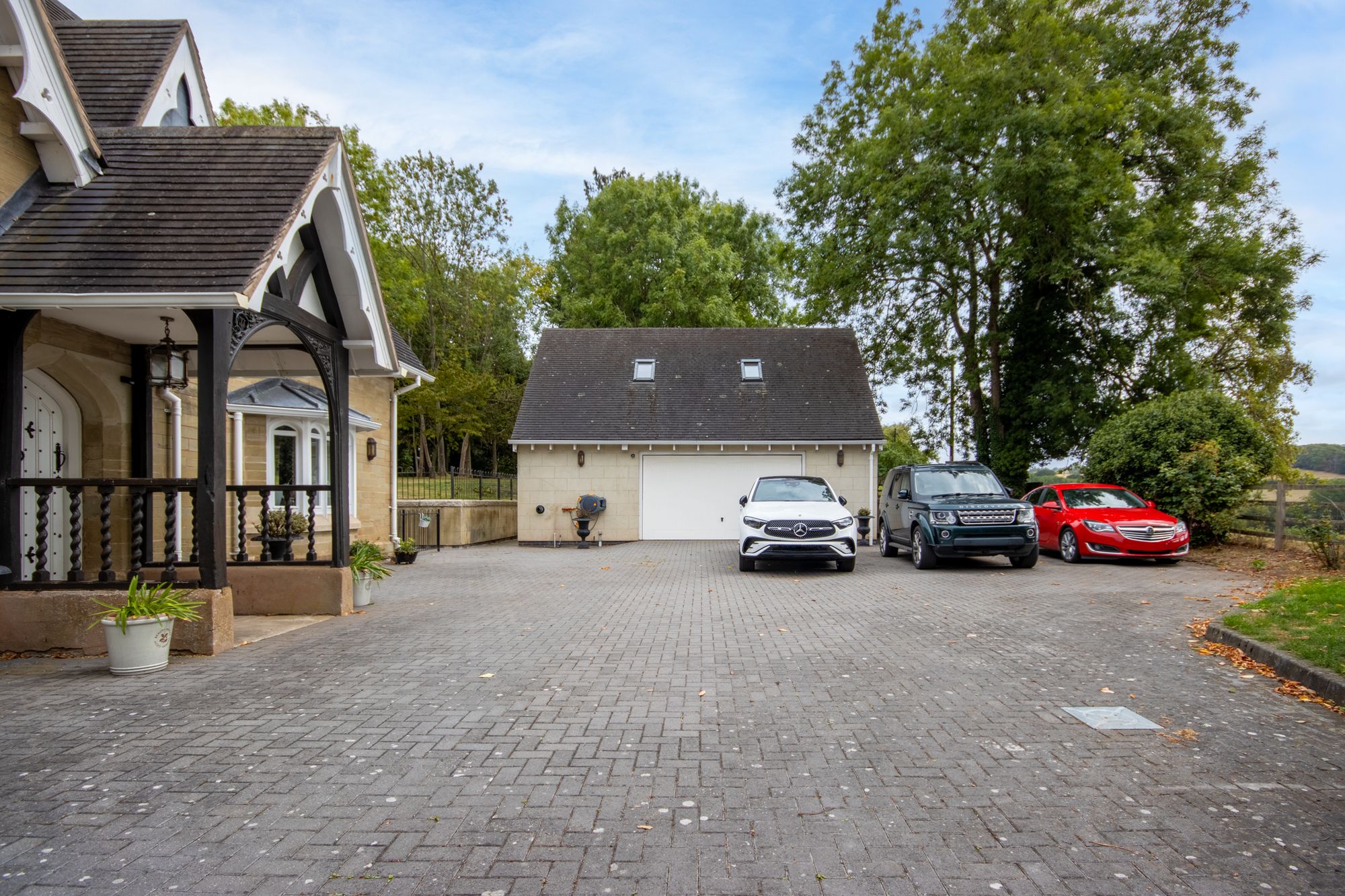 4 bed detached house for sale in Stanford Bridge, Worcester, WR6  - Property Image 13