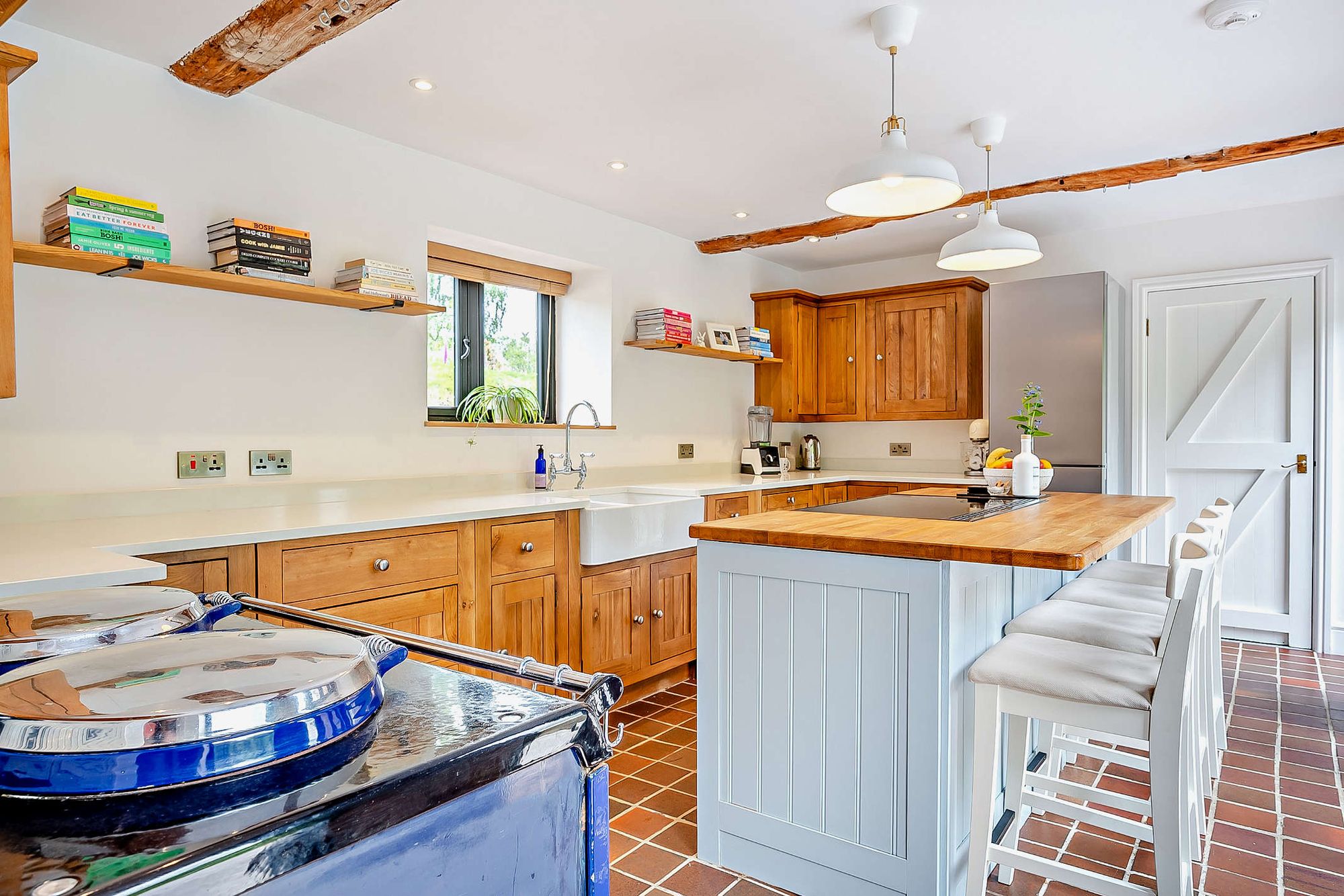 5 bed barn conversion for sale in Rectory Lane, Worcester  - Property Image 3