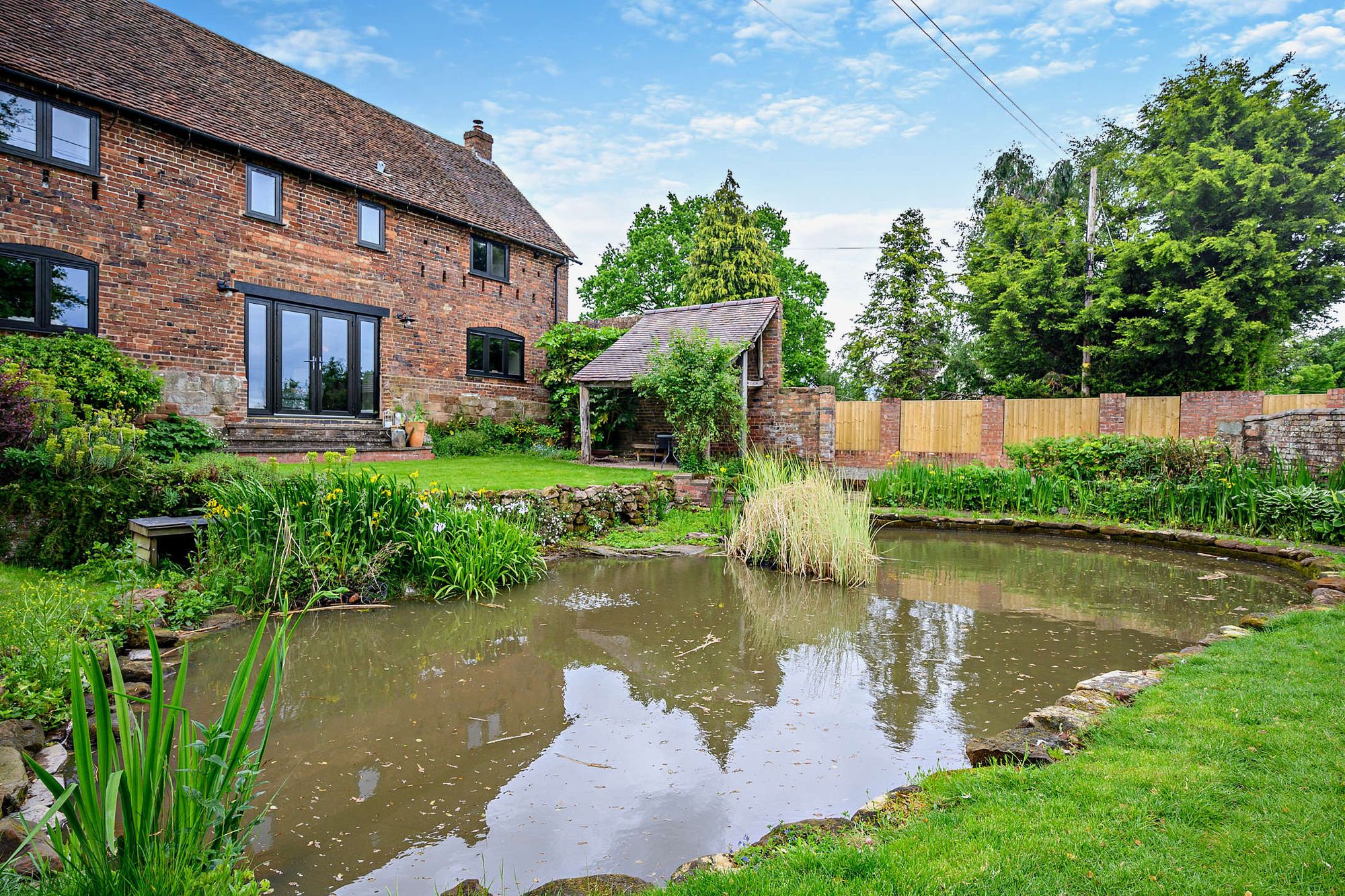 5 bed barn conversion for sale in Rectory Lane, Worcester  - Property Image 34