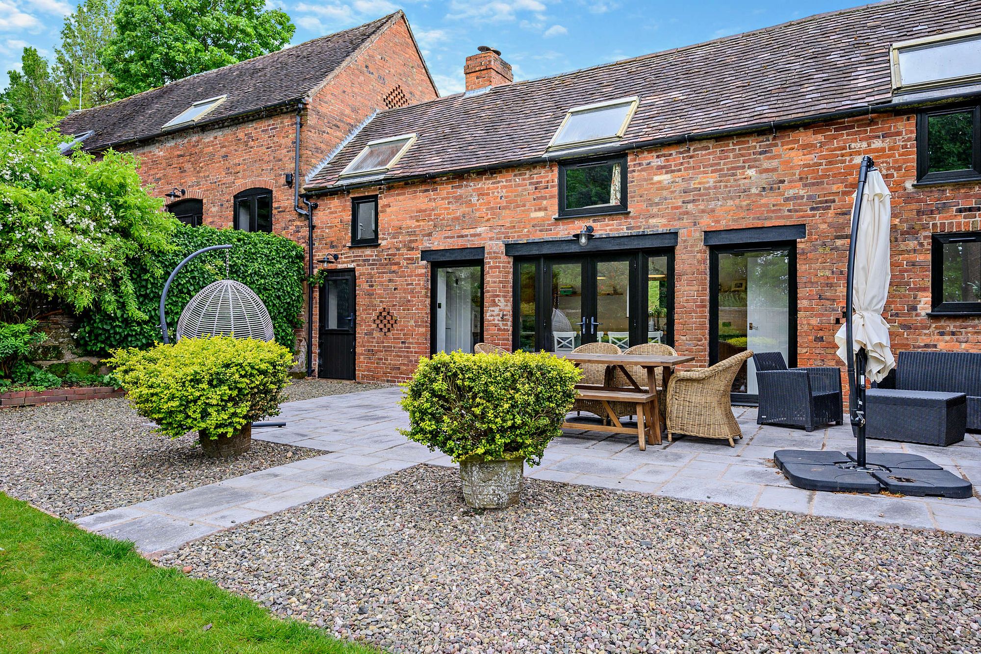 5 bed barn conversion for sale in Rectory Lane, Worcester  - Property Image 29