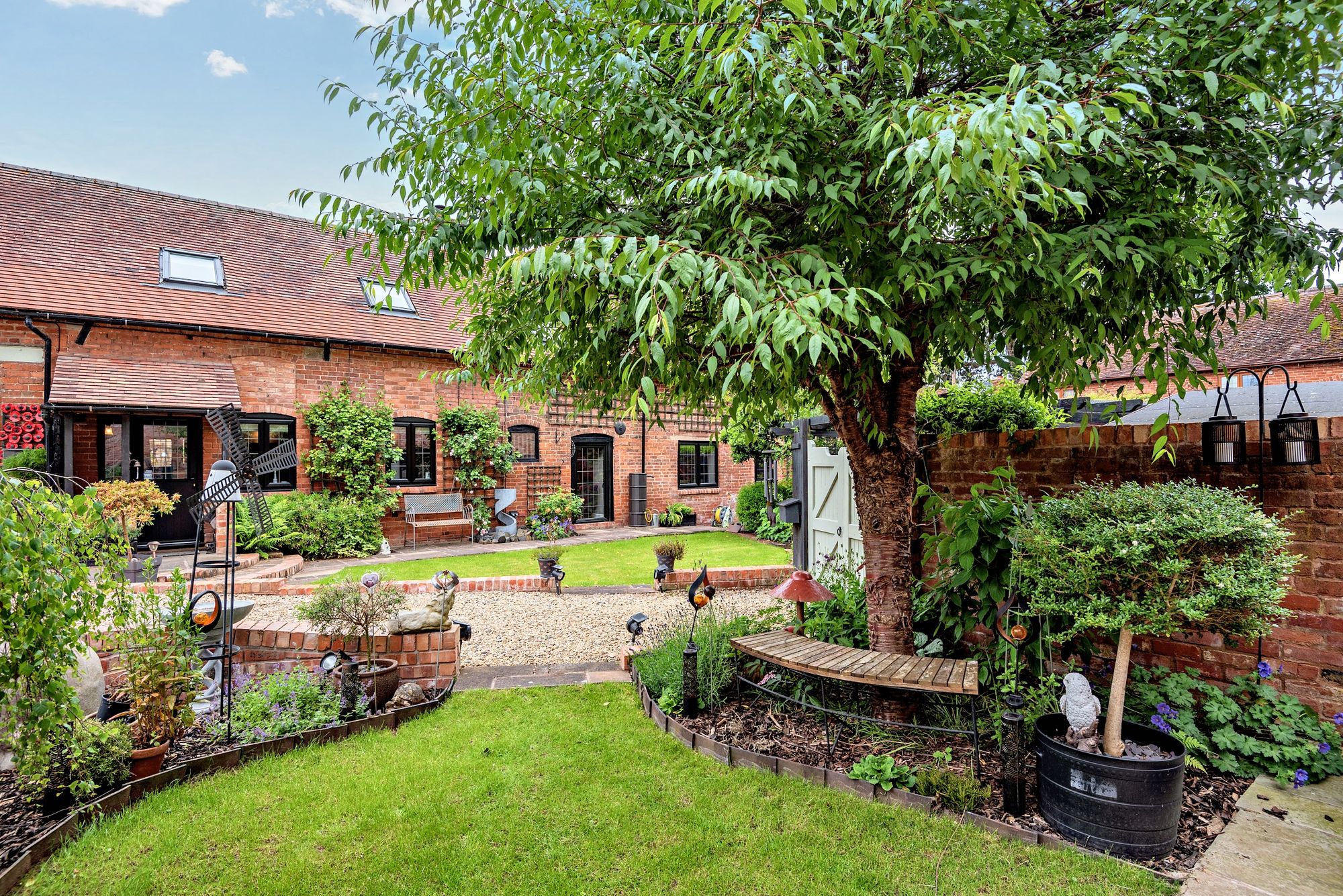5 bed barn conversion for sale in Kyrewood, Tenbury Wells, WR15  - Property Image 24