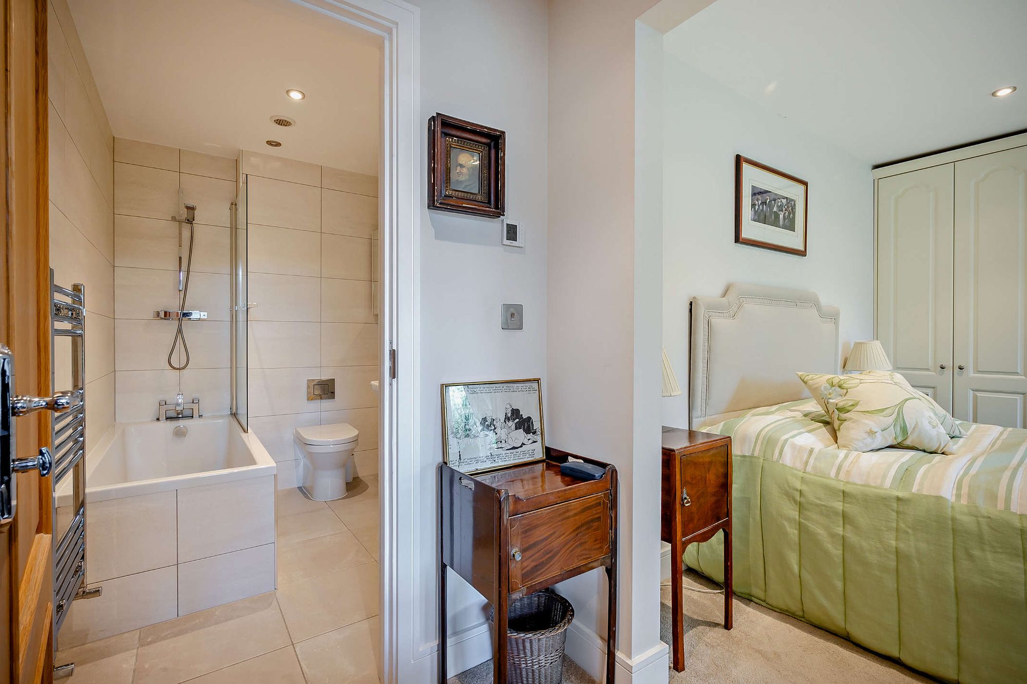 2 bed detached bungalow for sale in Astwood Lane, Feckenham, B96 19