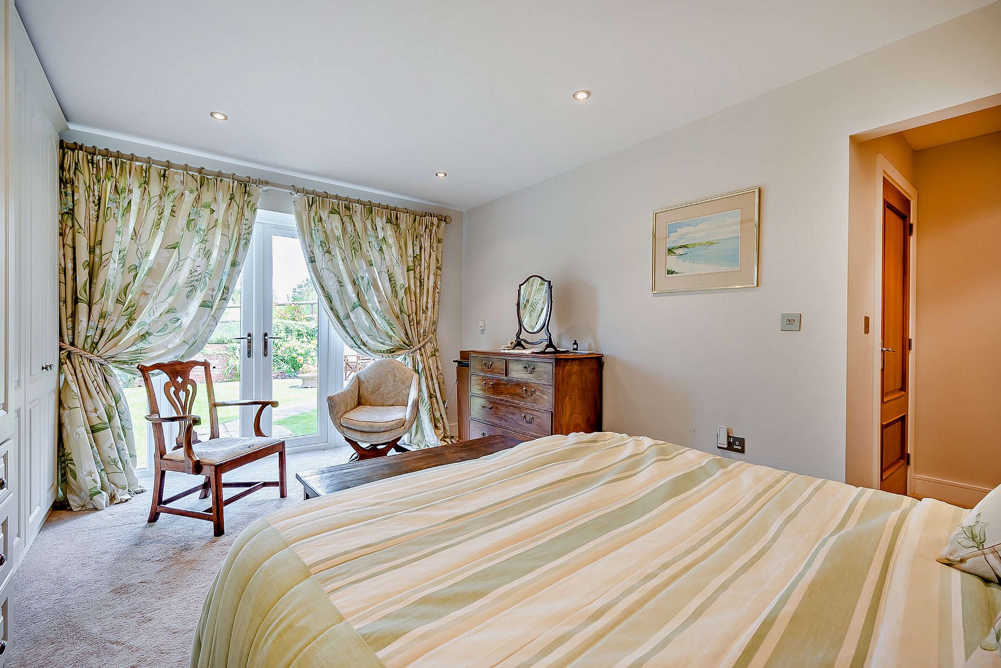 2 bed detached bungalow for sale in Astwood Lane, Feckenham, B96 20