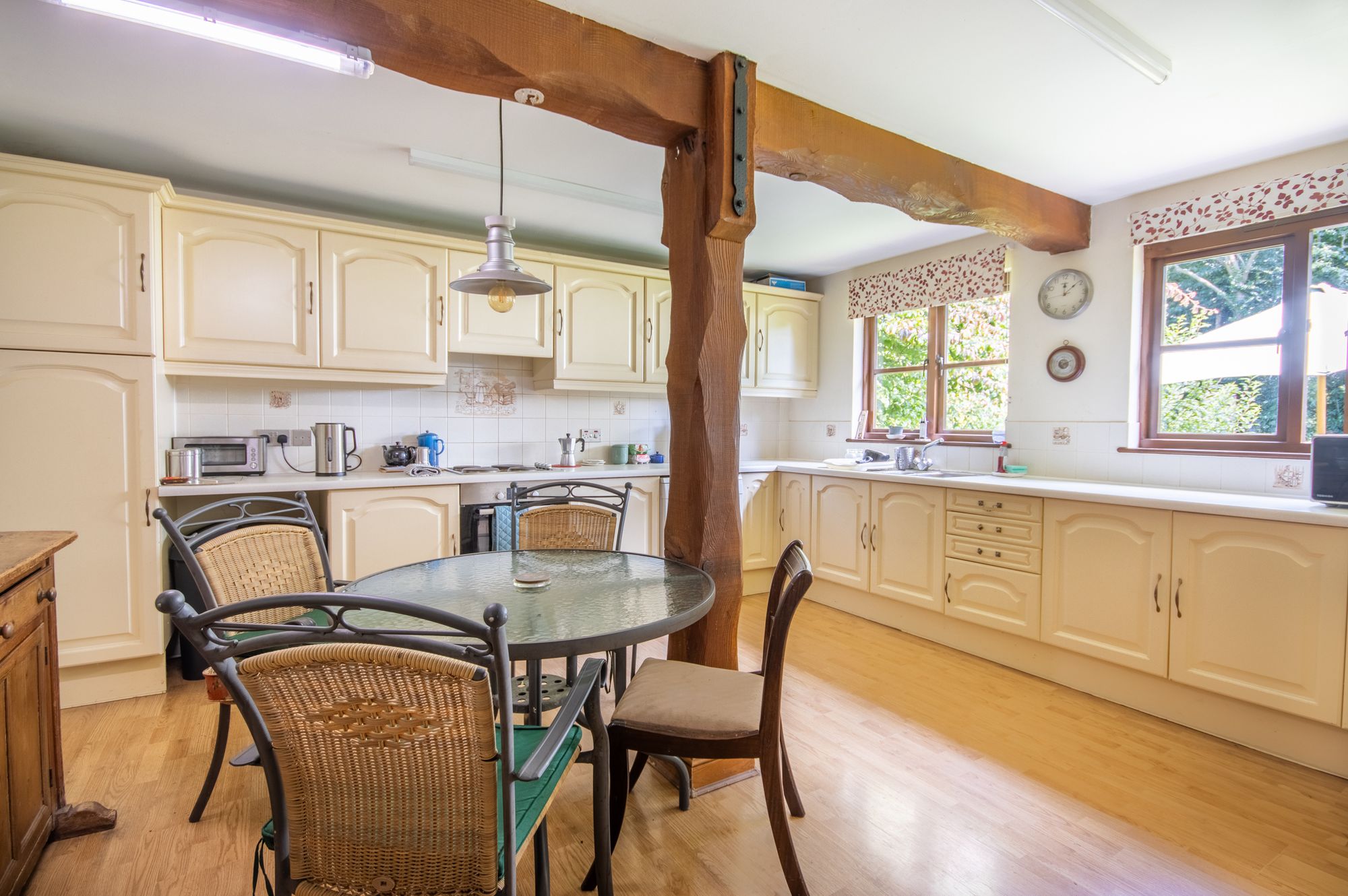 4 bed house for sale in Shrawley, Worcester  - Property Image 3