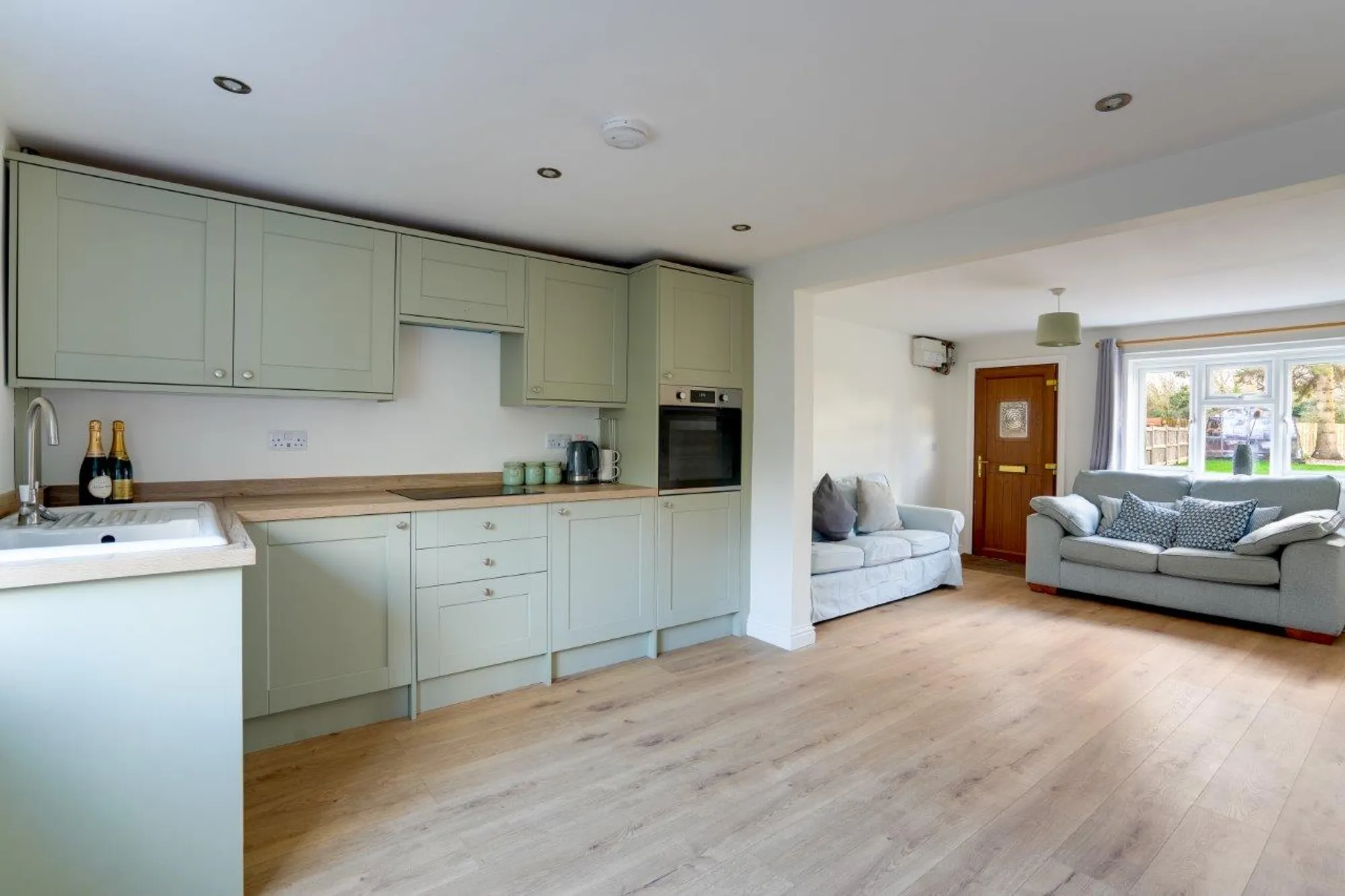 3 bed house for sale in Moors Lane, Redditch  - Property Image 6