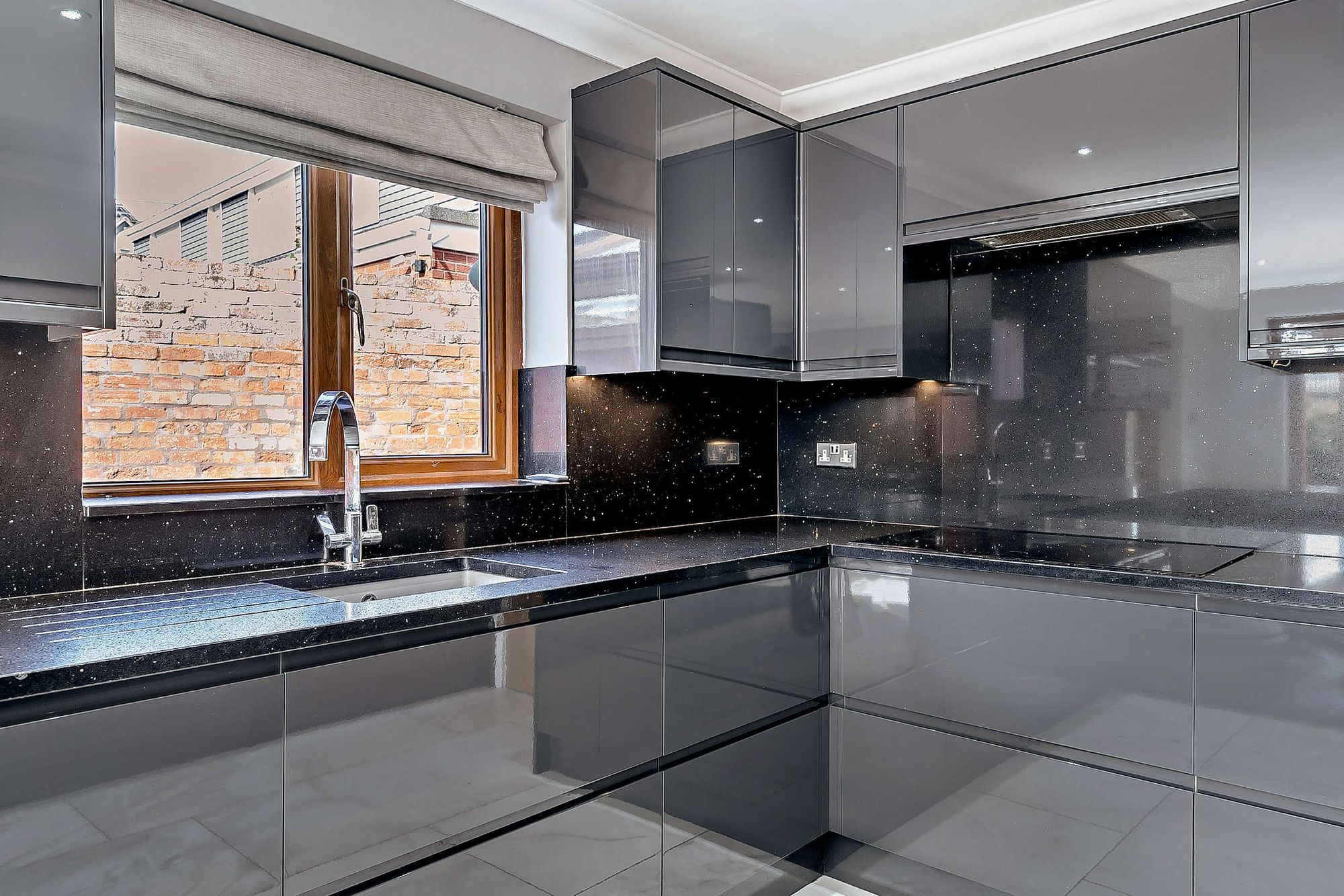 5 bed detached house for sale in Hatfield, Norton, WR5 6