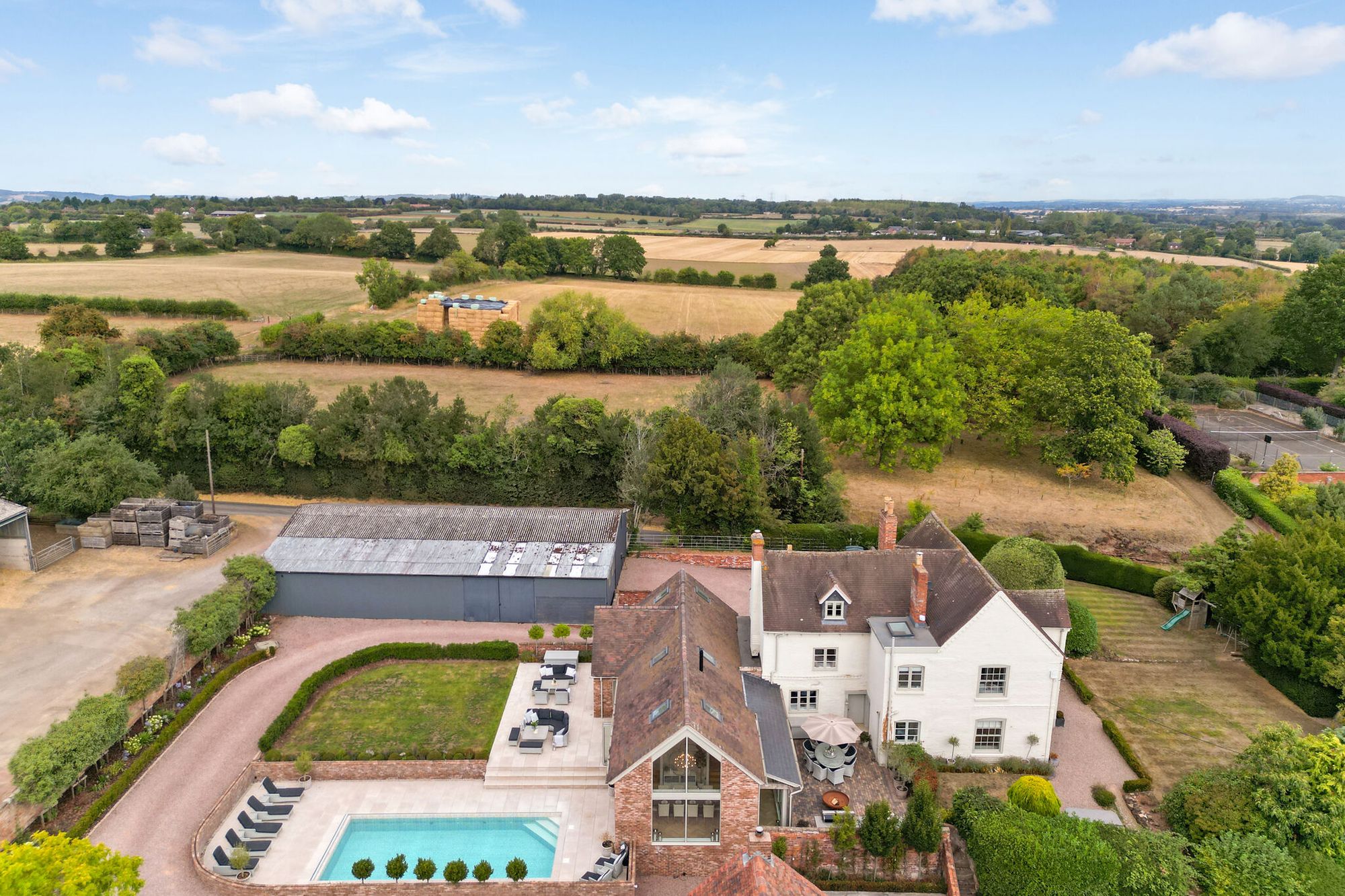 5 bed detached house for sale in Lineholt Lane, Ombersley, WR9  - Property Image 31