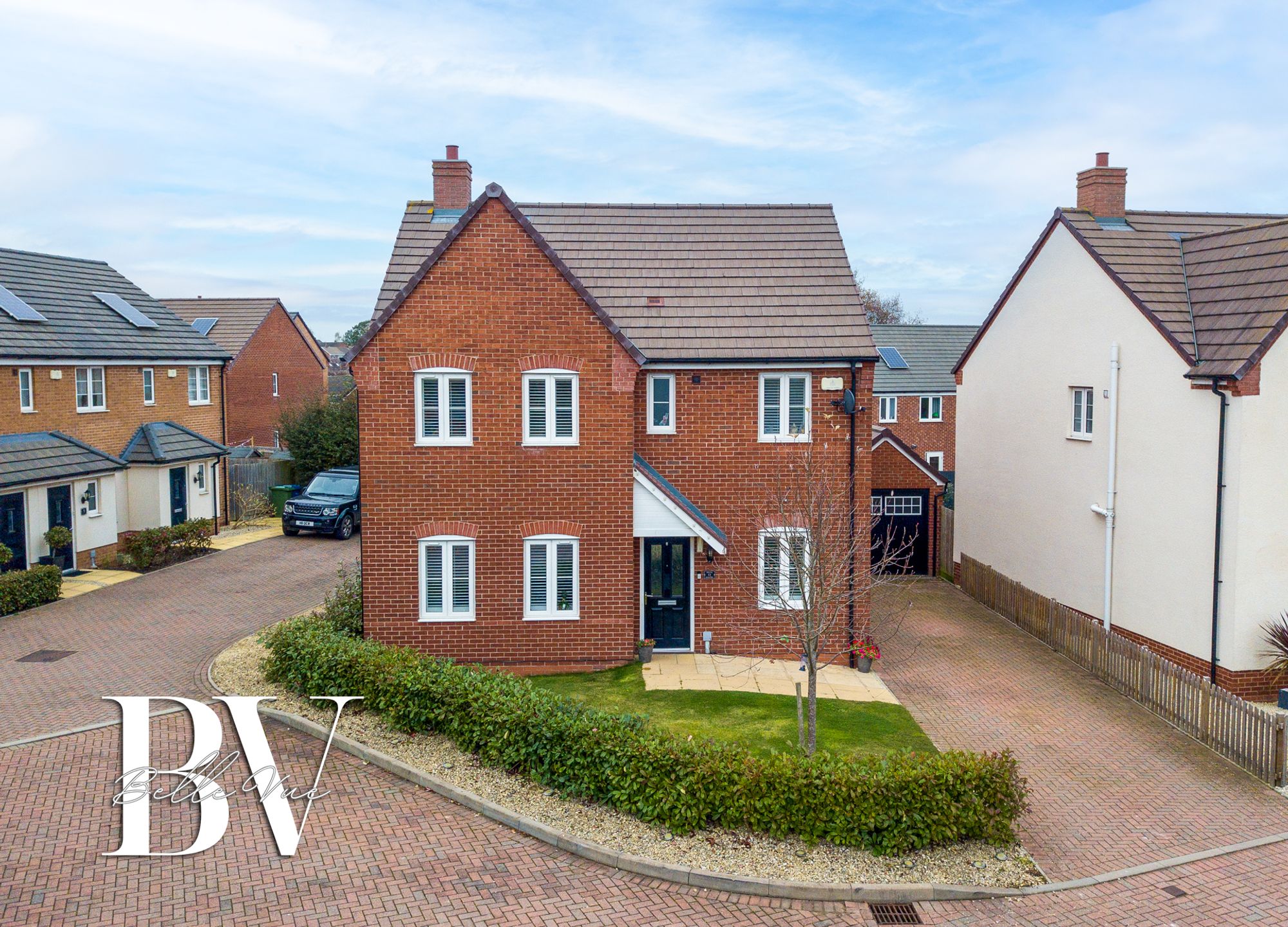 4 bed detached house for sale in Geston Place, Tewkesbury  - Property Image 1