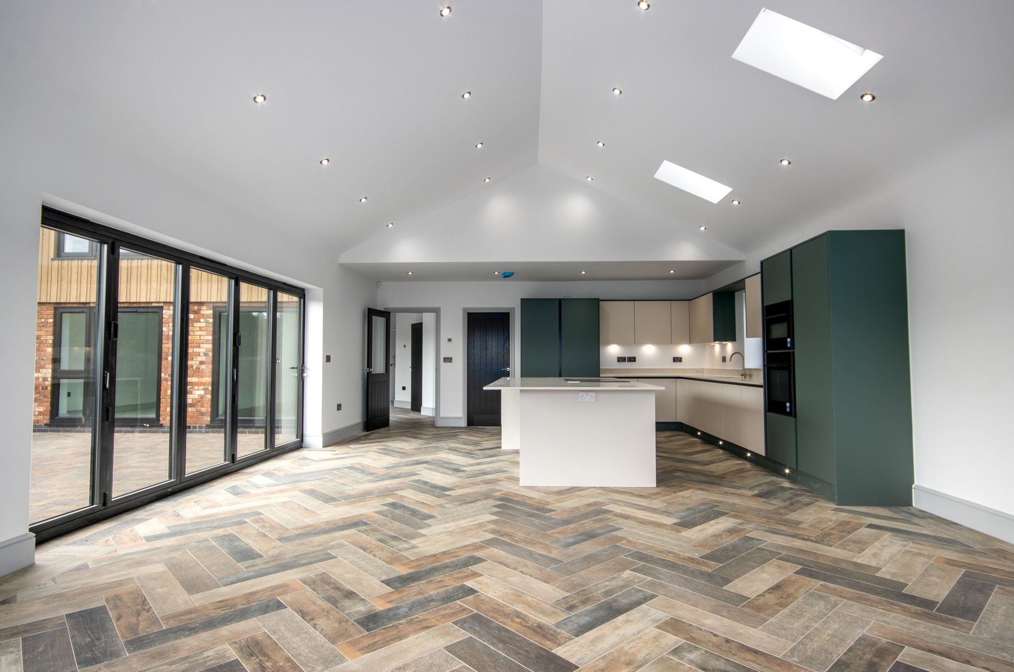 4 bed detached house for sale in Brickyard Lane, Pershore, WR10 9