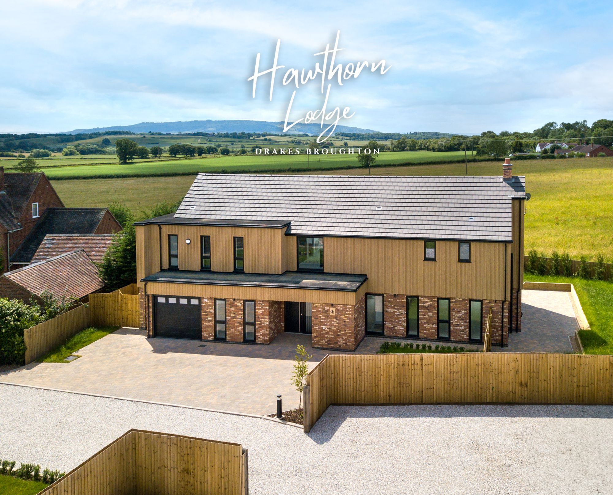 4 bed detached house for sale in Brickyard Lane, Pershore  - Property Image 1