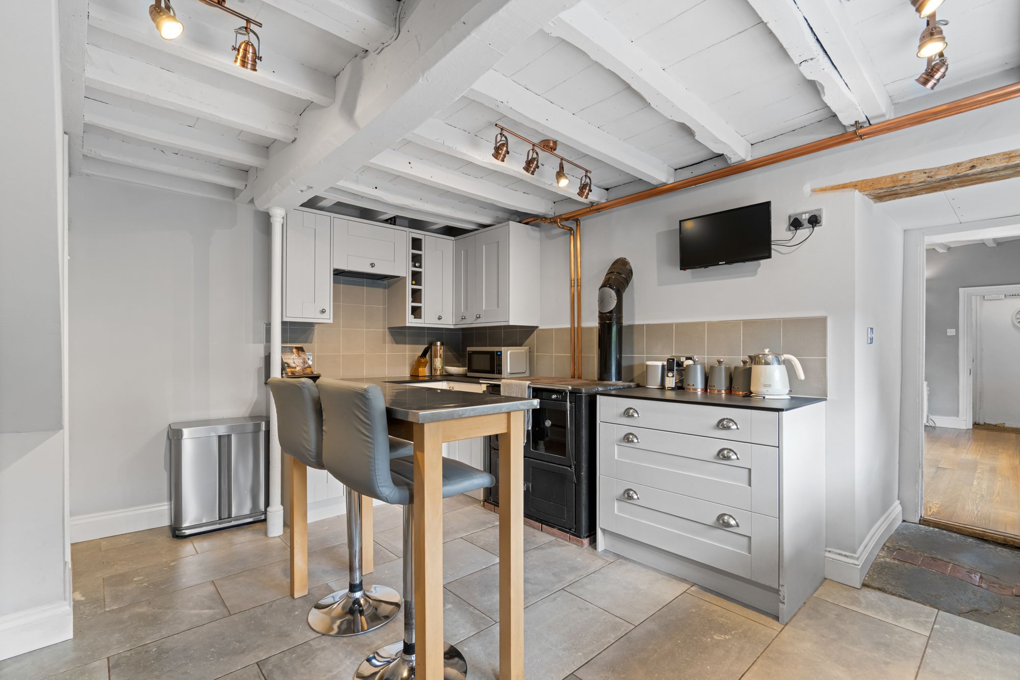 6 bed semi-detached house for sale in Bridge Street, Kineton, CV35 11