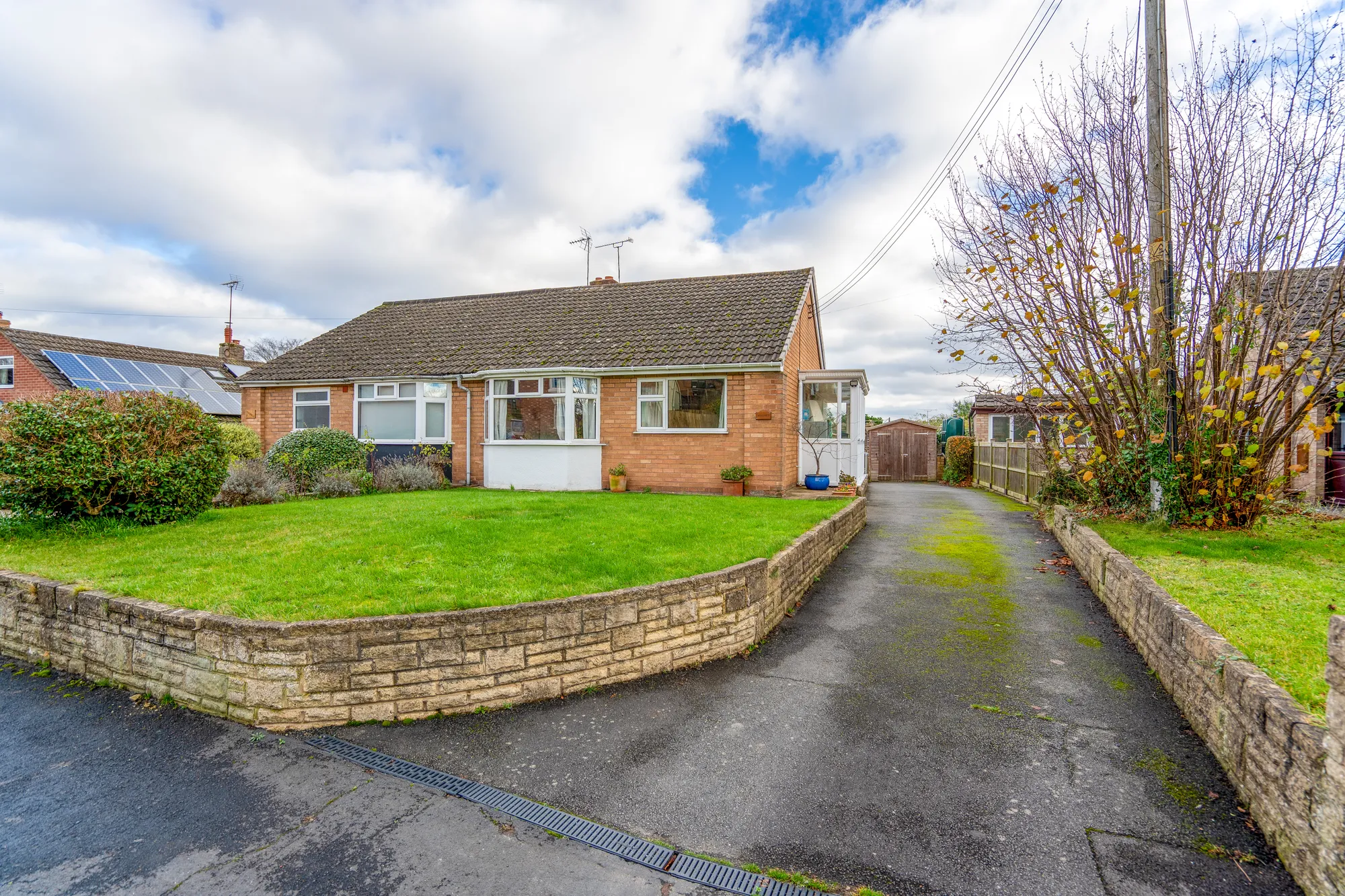 2 bed semi-detached bungalow for sale in Upper Street, Worcester  - Property Image 17