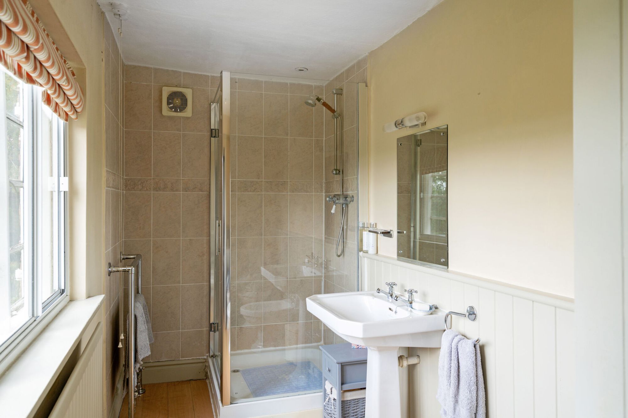 6 bed detached house for sale in Well Lane, Little Witley, WR6 12