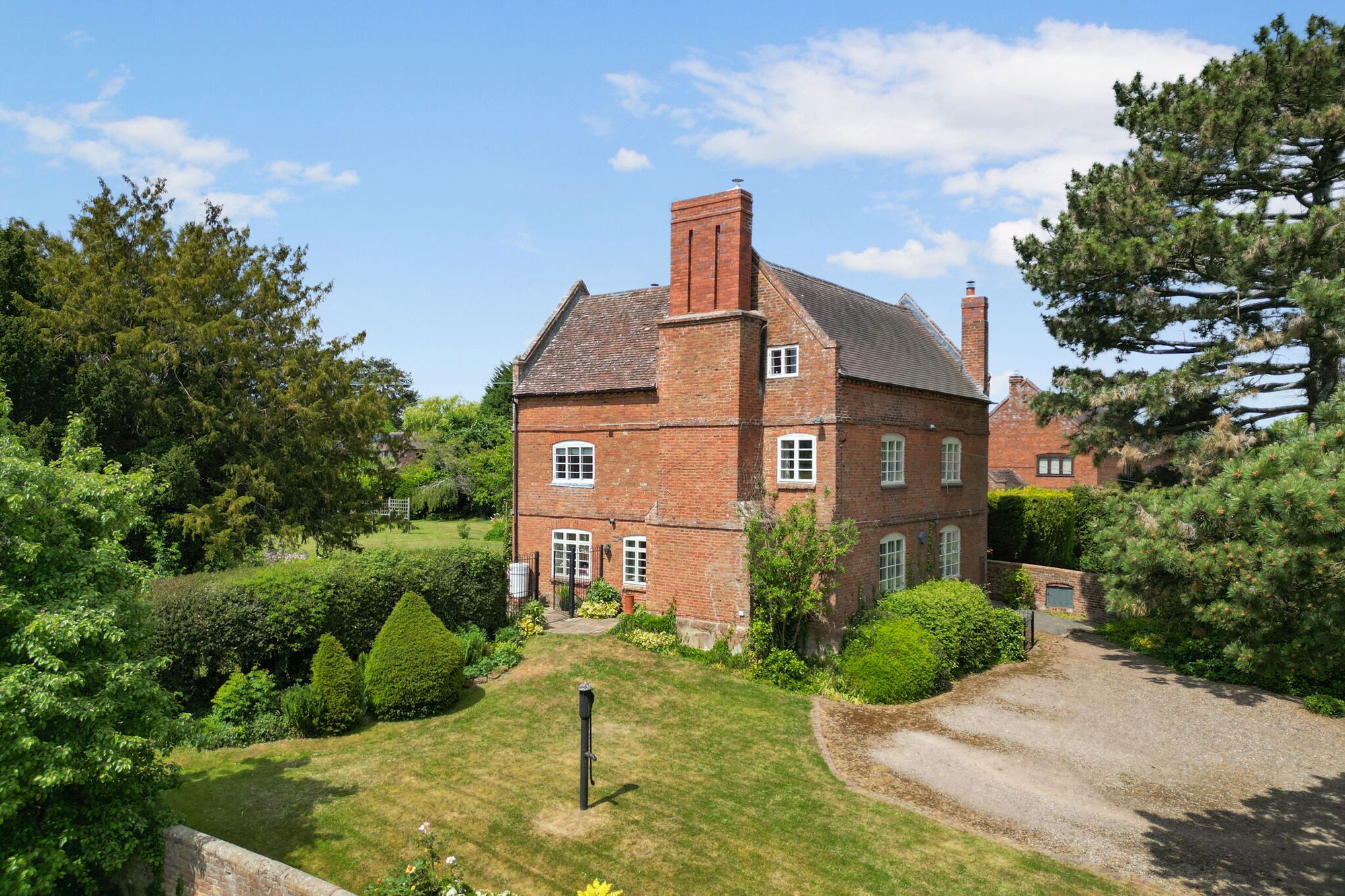 6 bed detached house for sale in Well Lane, Little Witley, WR6 22