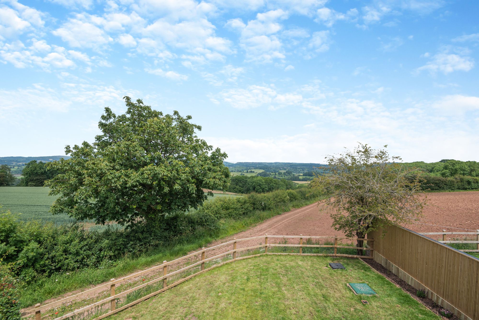 4 bed for sale in Rochford, Tenbury Wells  - Property Image 27