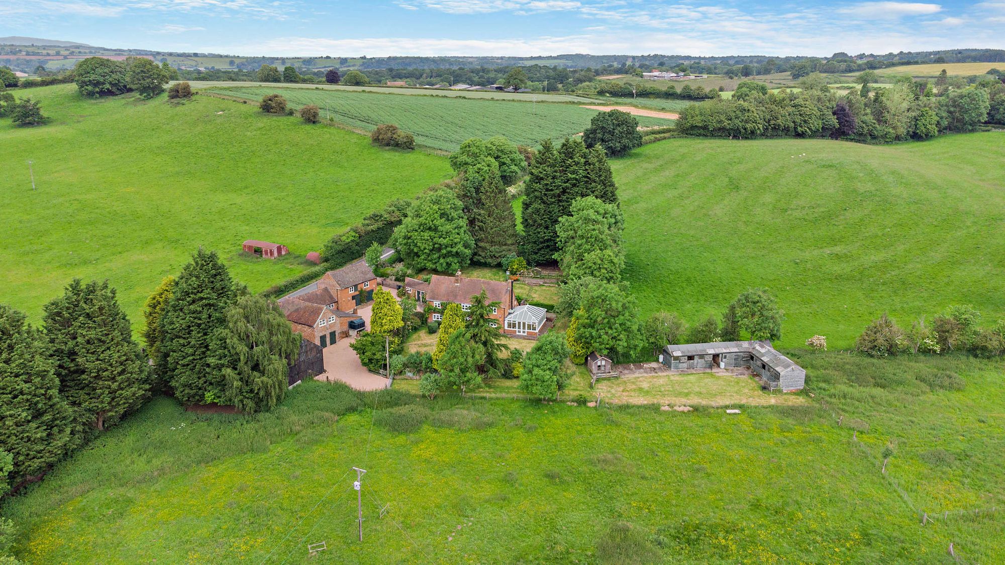 3 bed farm house for sale in Mamble, Kidderminster  - Property Image 2