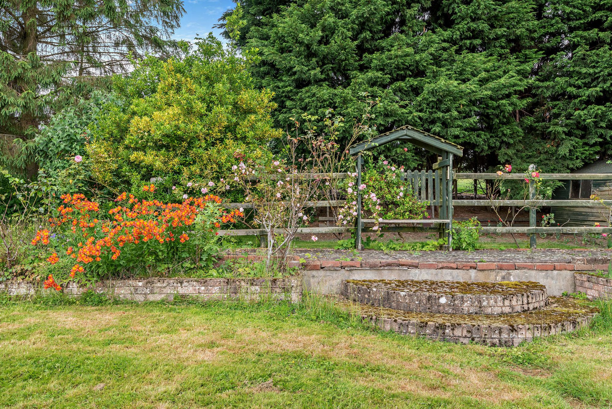 3 bed farm house for sale in Mamble, Kidderminster  - Property Image 28