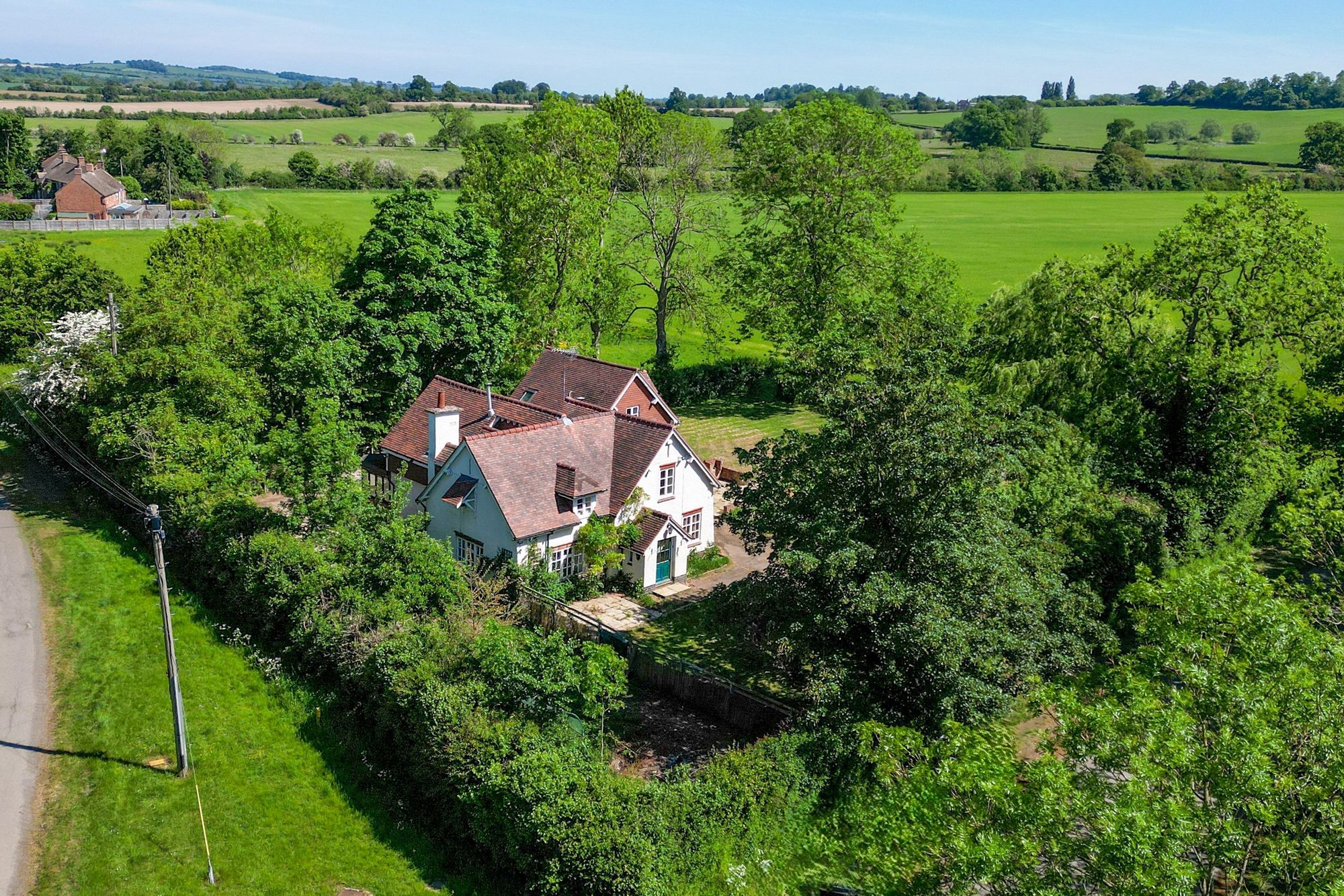 5 bed village house for sale in Honington, Shipston-On-Stour, CV36 11