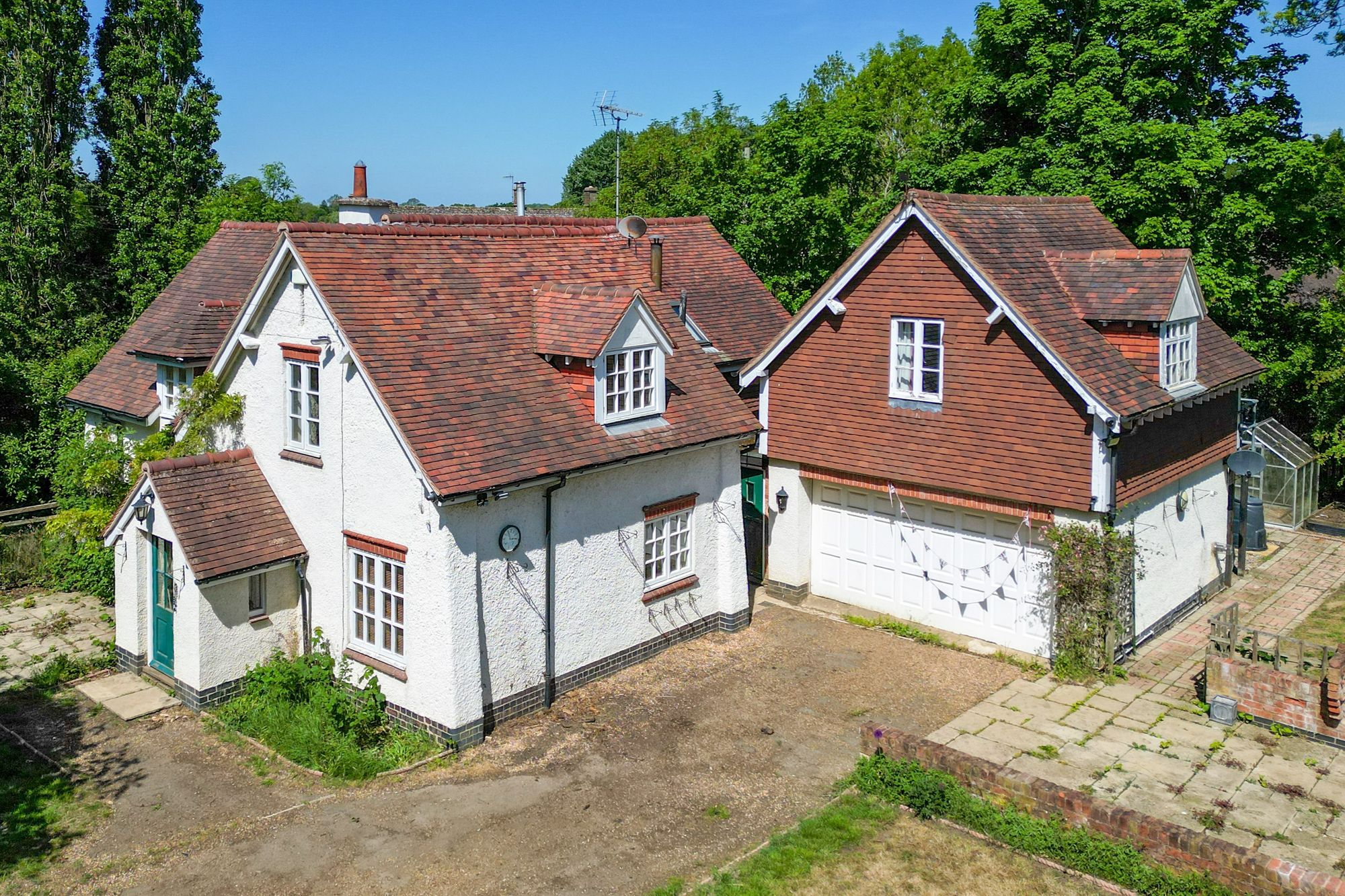 5 bed village house for sale in Honington, Shipston-On-Stour, CV36 15