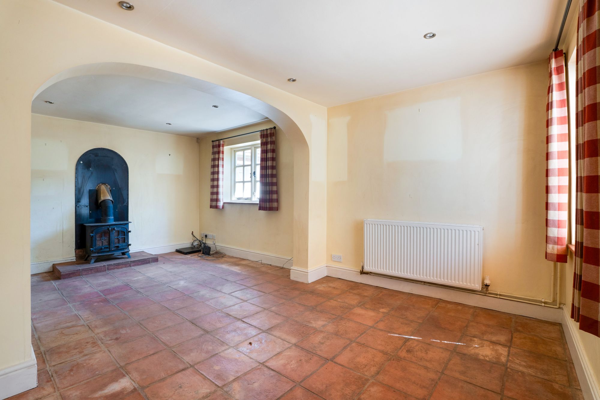 5 bed village house for sale in Honington, Shipston-On-Stour, CV36 5