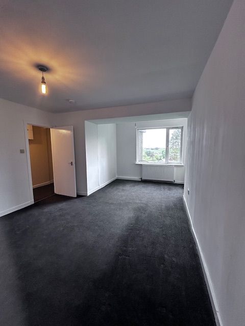 3 bed semi-detached house to rent, Inverurie 3