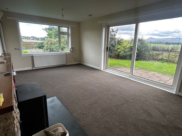 5 bed detached house to rent in Whiteley, Inverurie 4