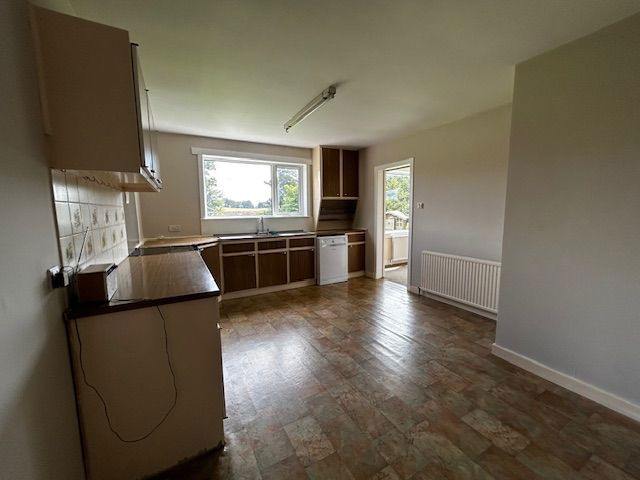 5 bed detached house to rent in Whiteley, Inverurie 3