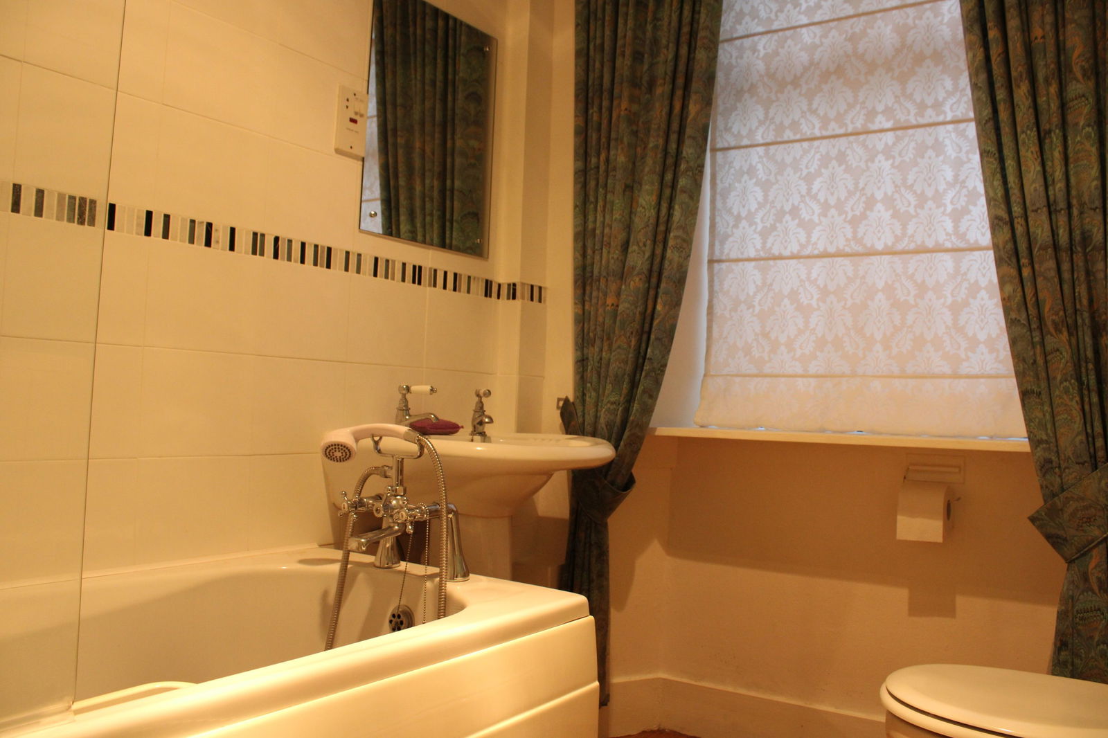 3 bed detached house to rent, Ellon 8