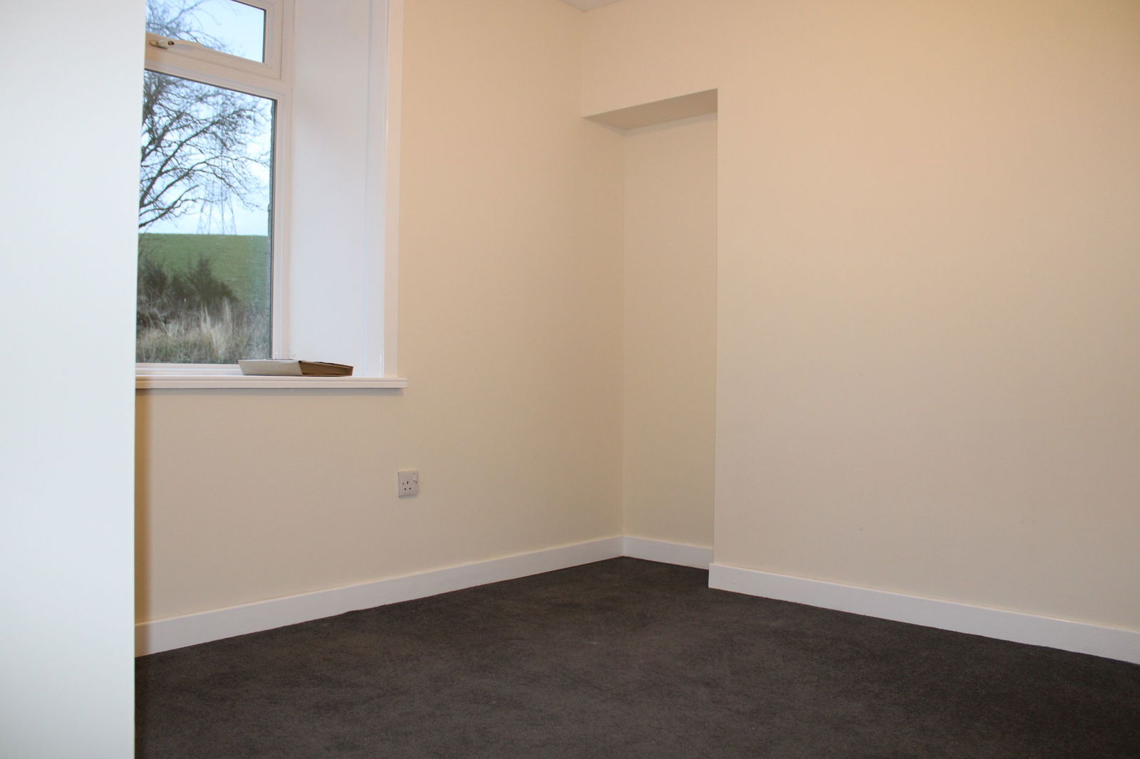 3 bed semi-detached house to rent, Inverurie 6