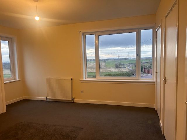 3 bed semi-detached house to rent, Inverurie 8