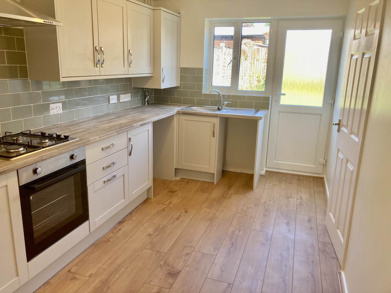 3 bed semi-detached house to rent in Glan-Y-Nant, Tondu  - Property Image 4
