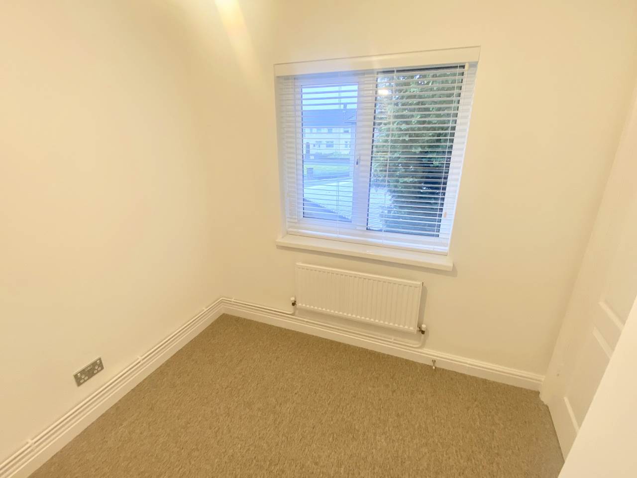 2 bed flat to rent in Glossop Court, Pencoed  - Property Image 6