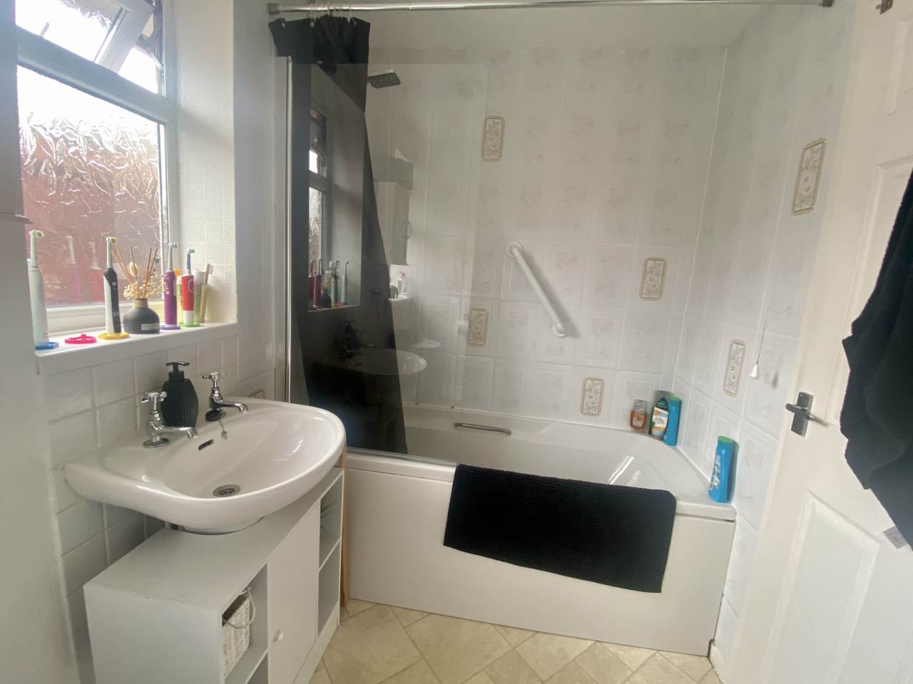 3 bed bungalow to rent in Maes Talcen, Brackla  - Property Image 5