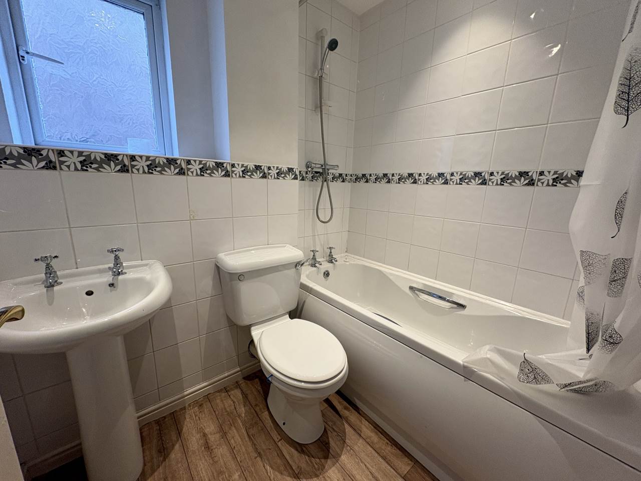 2 bed semi-detached house to rent in Llys Pentre, Broadlands 6