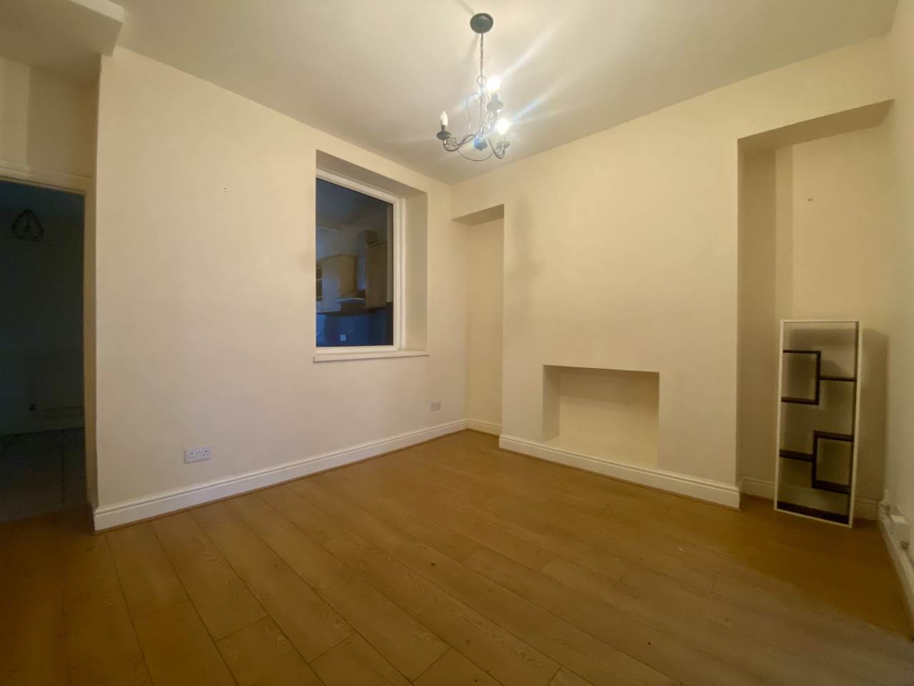 3 bed terraced house to rent in Charles Street, BRIDGEND  - Property Image 3