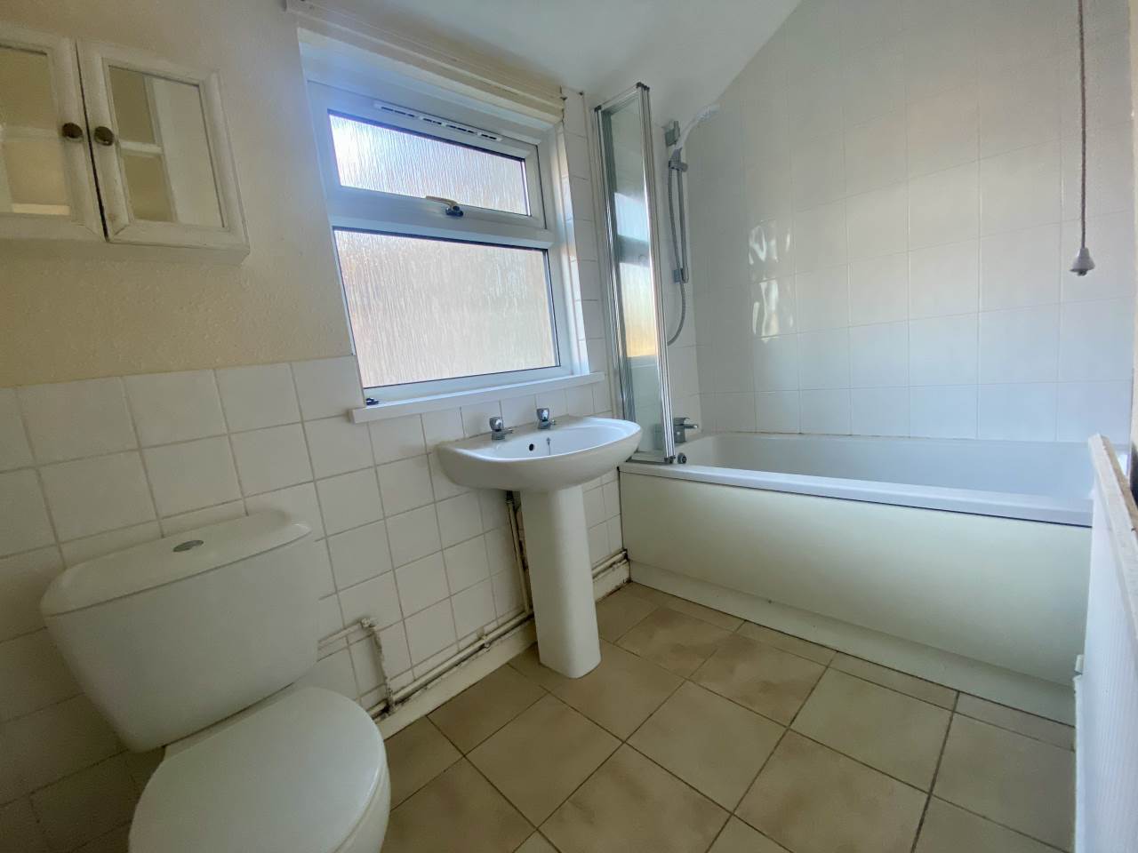 3 bed terraced house to rent in Grove Road  - Property Image 4