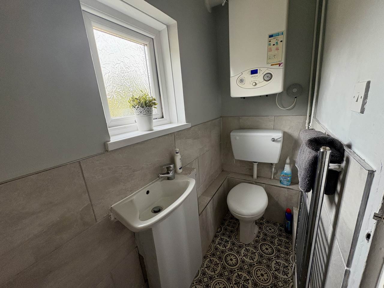 2 bed detached house to rent in Ashgrove, Maesteg Road  - Property Image 5